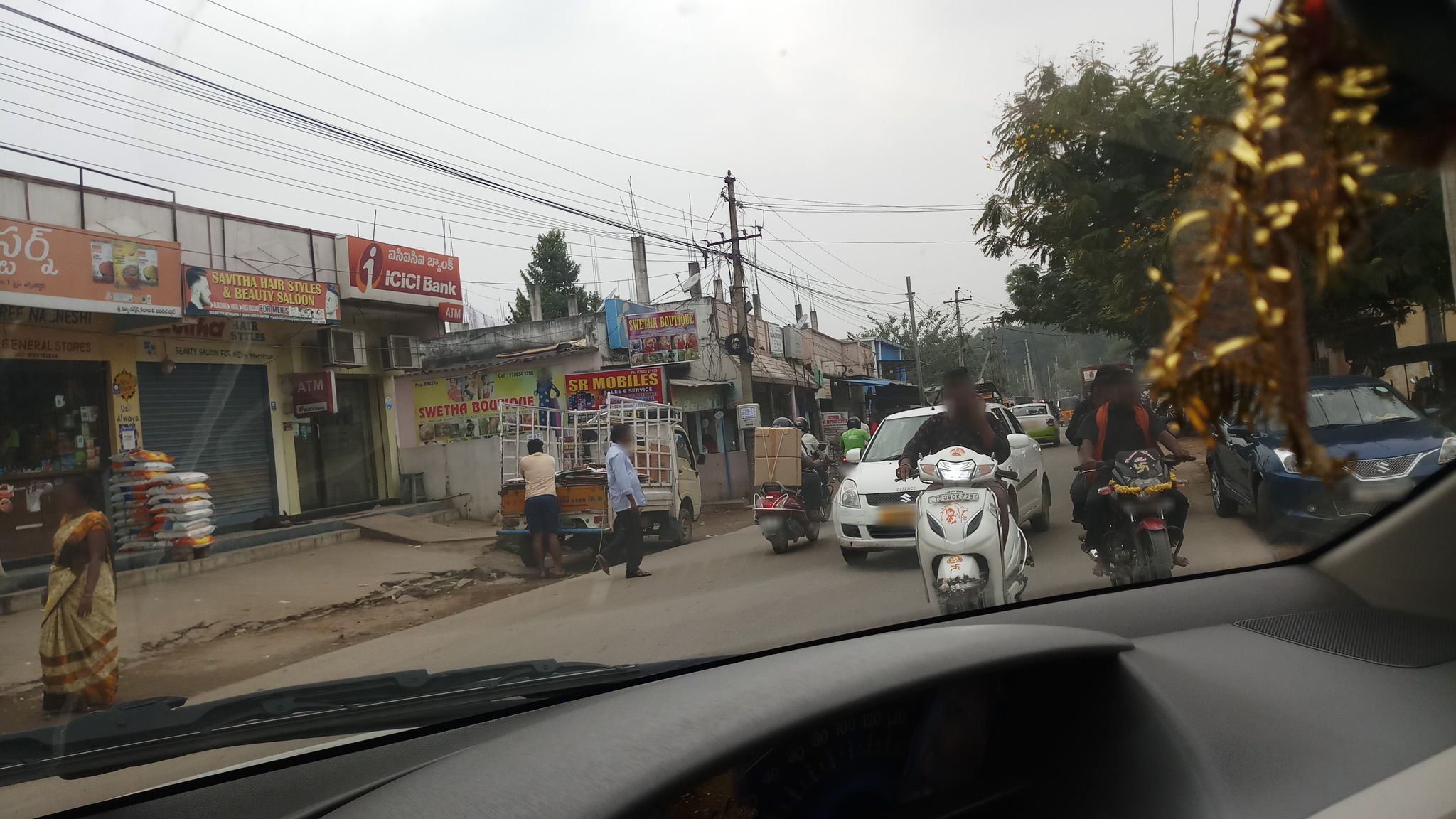 Street view of Quthbullapur