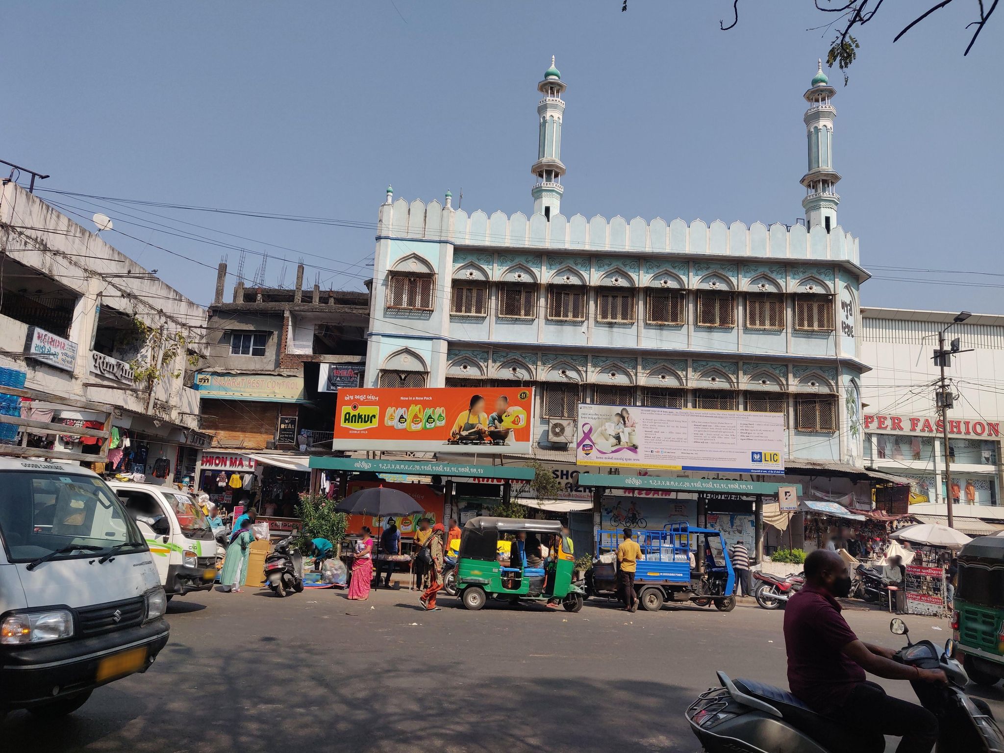 Street view of Vadodara