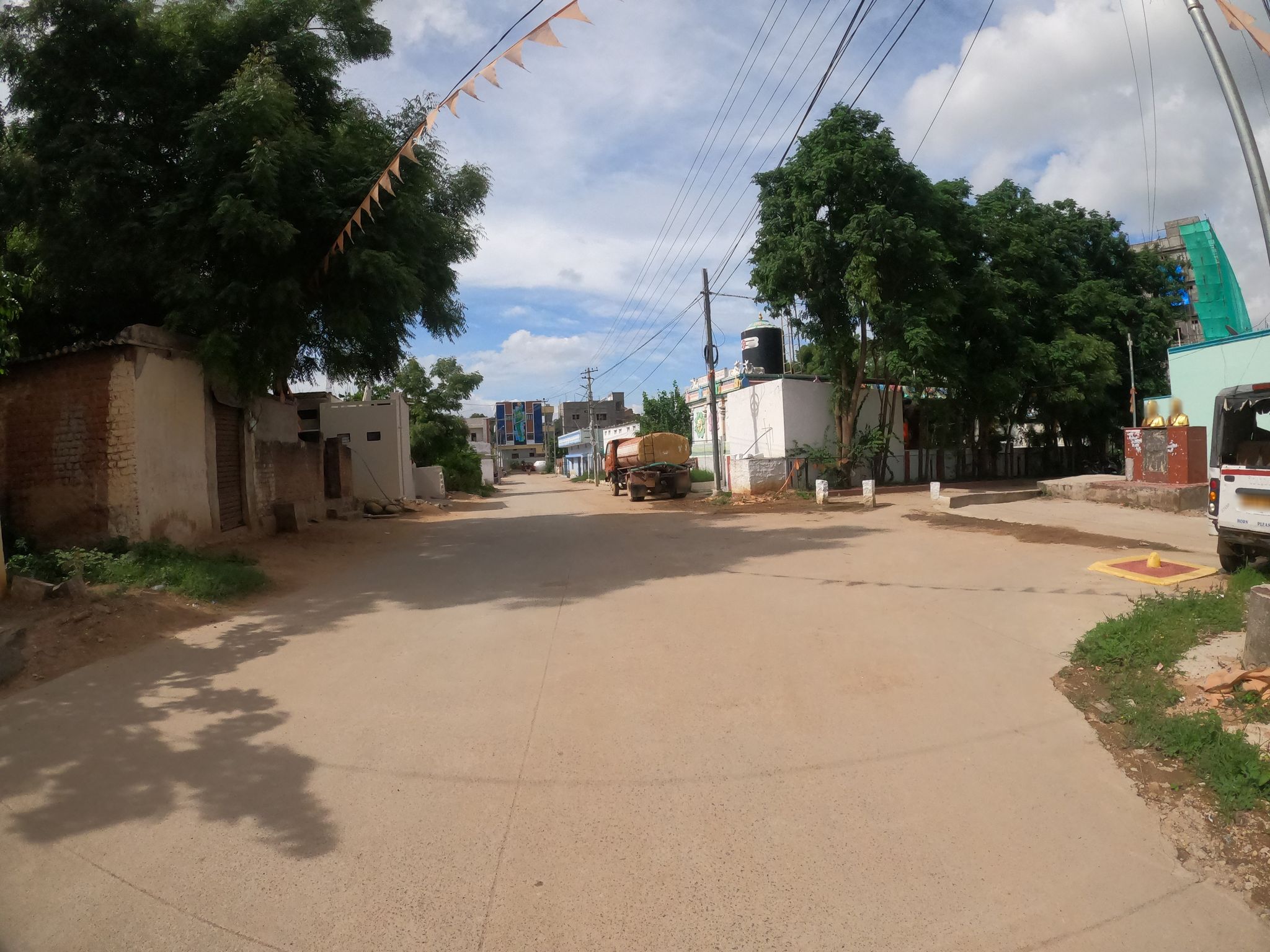 Street view of Bandlaguda