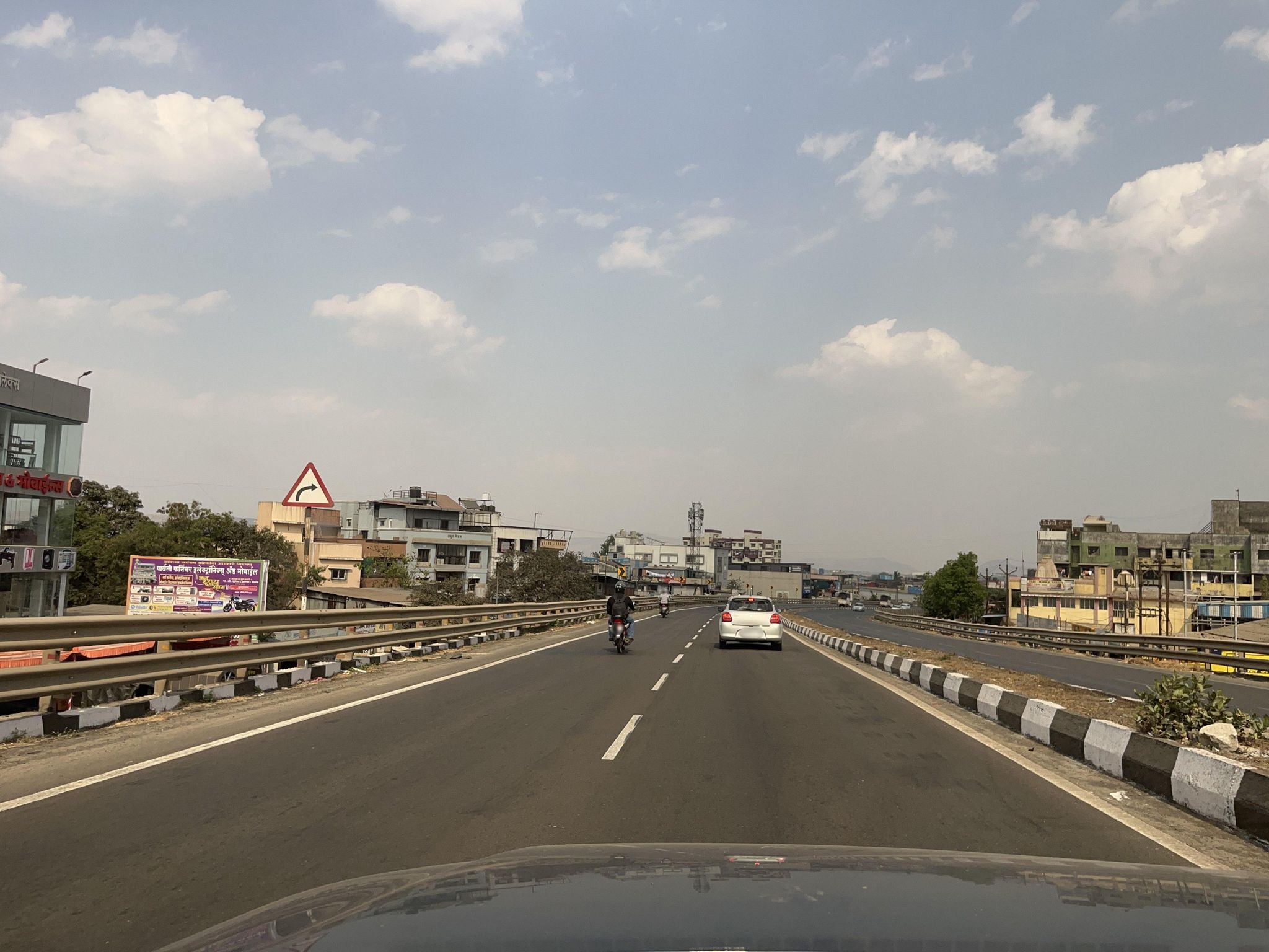 Street view of Khadkale