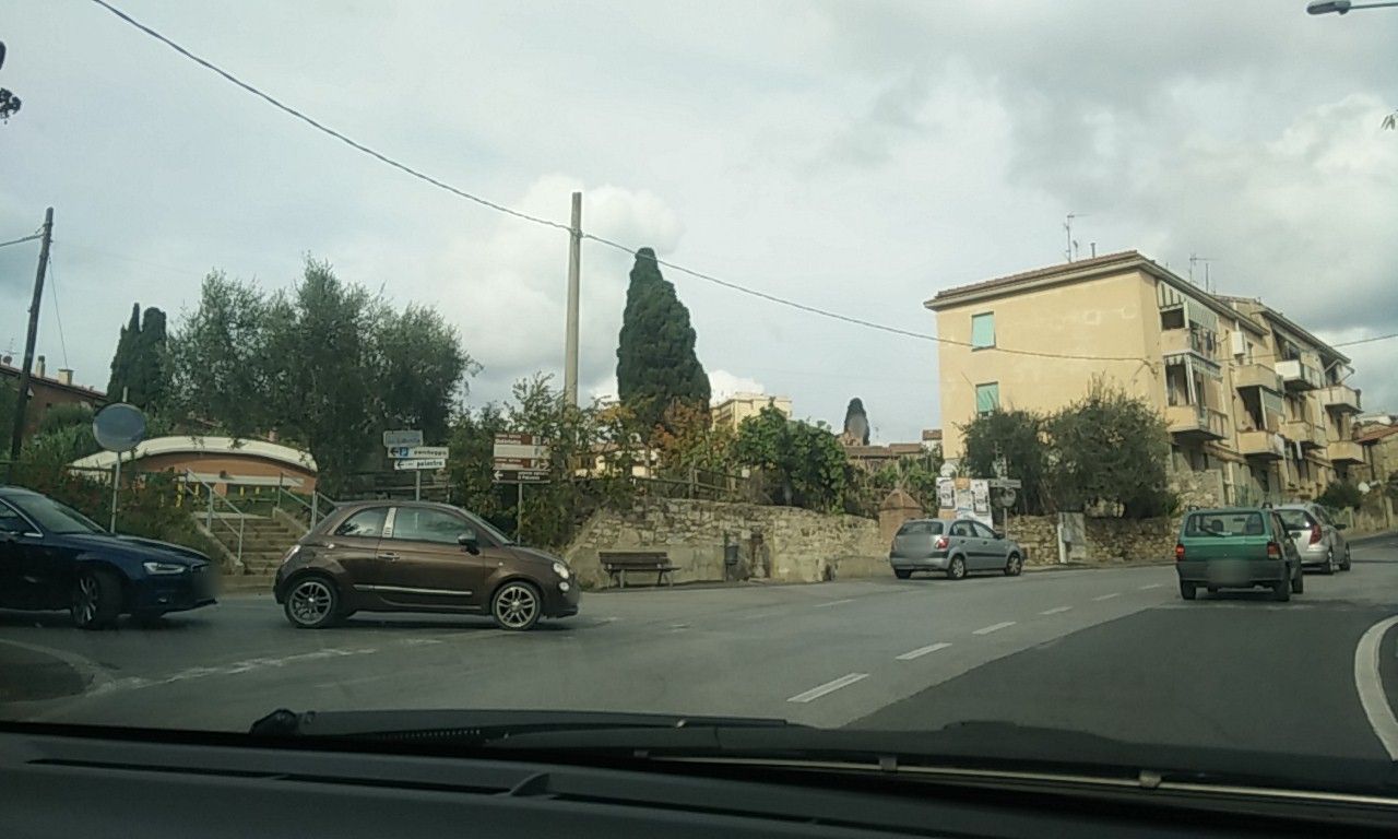 Street view of Suvereto