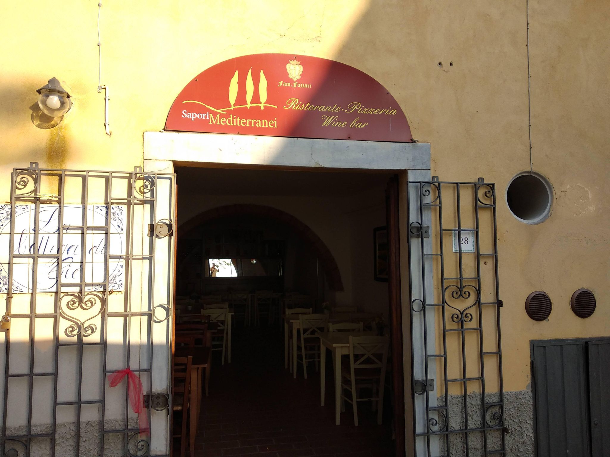 Street view of Castagneto Carducci