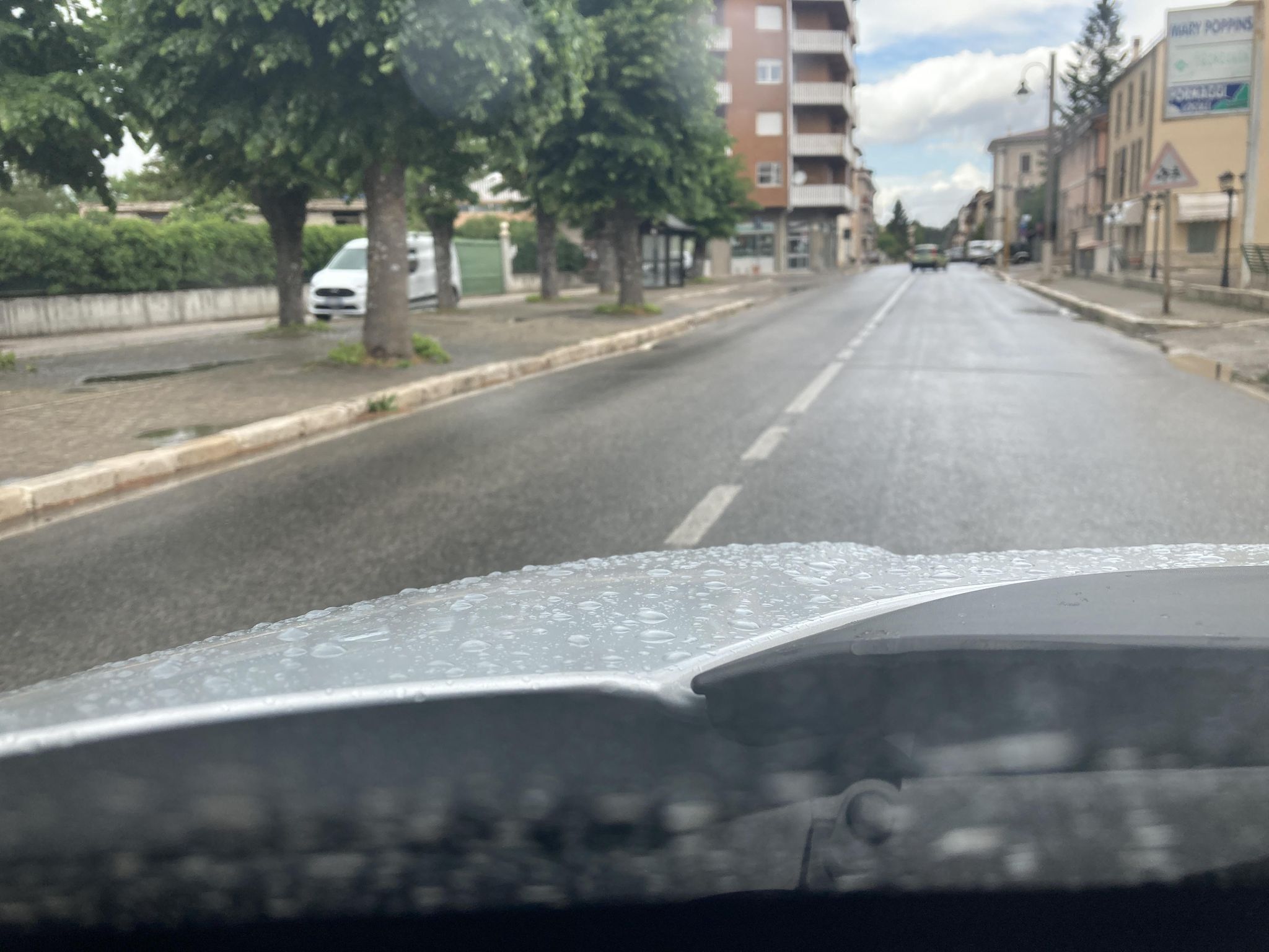 Street view of Rocca di Mezzo