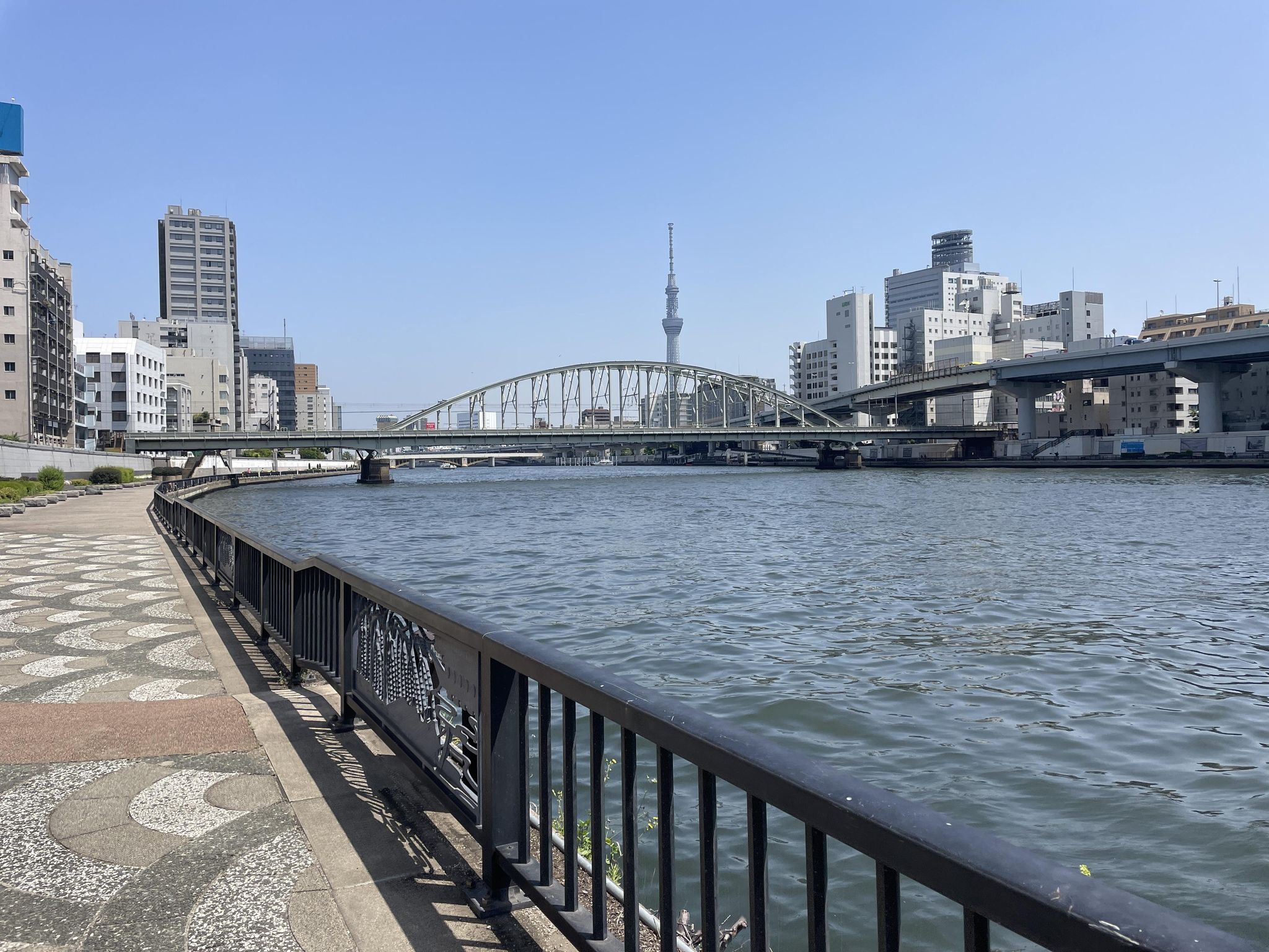Street view of Higashi-nihombashi