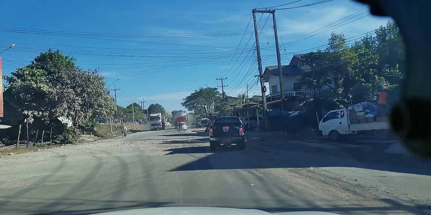 Street view of Thakhèk