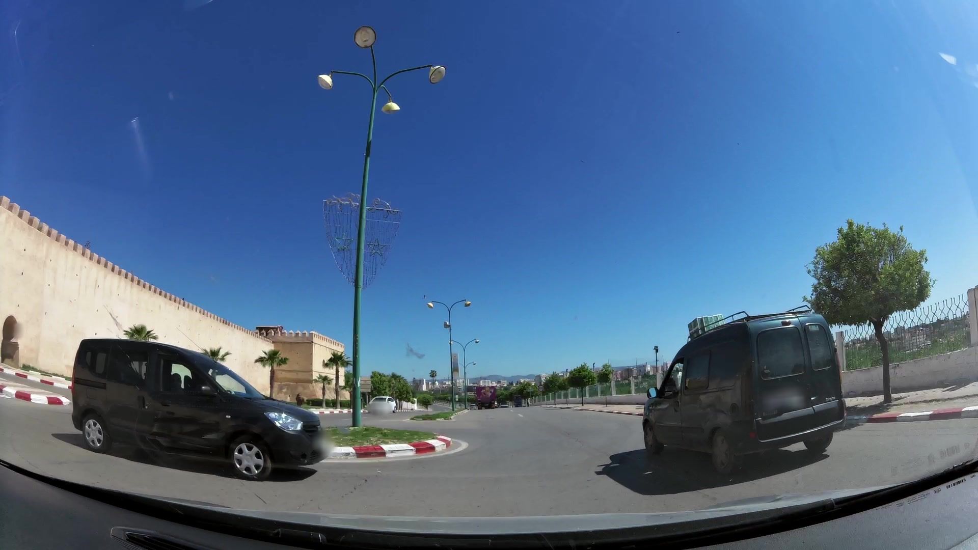 Street view of Al Machouar - Stinia