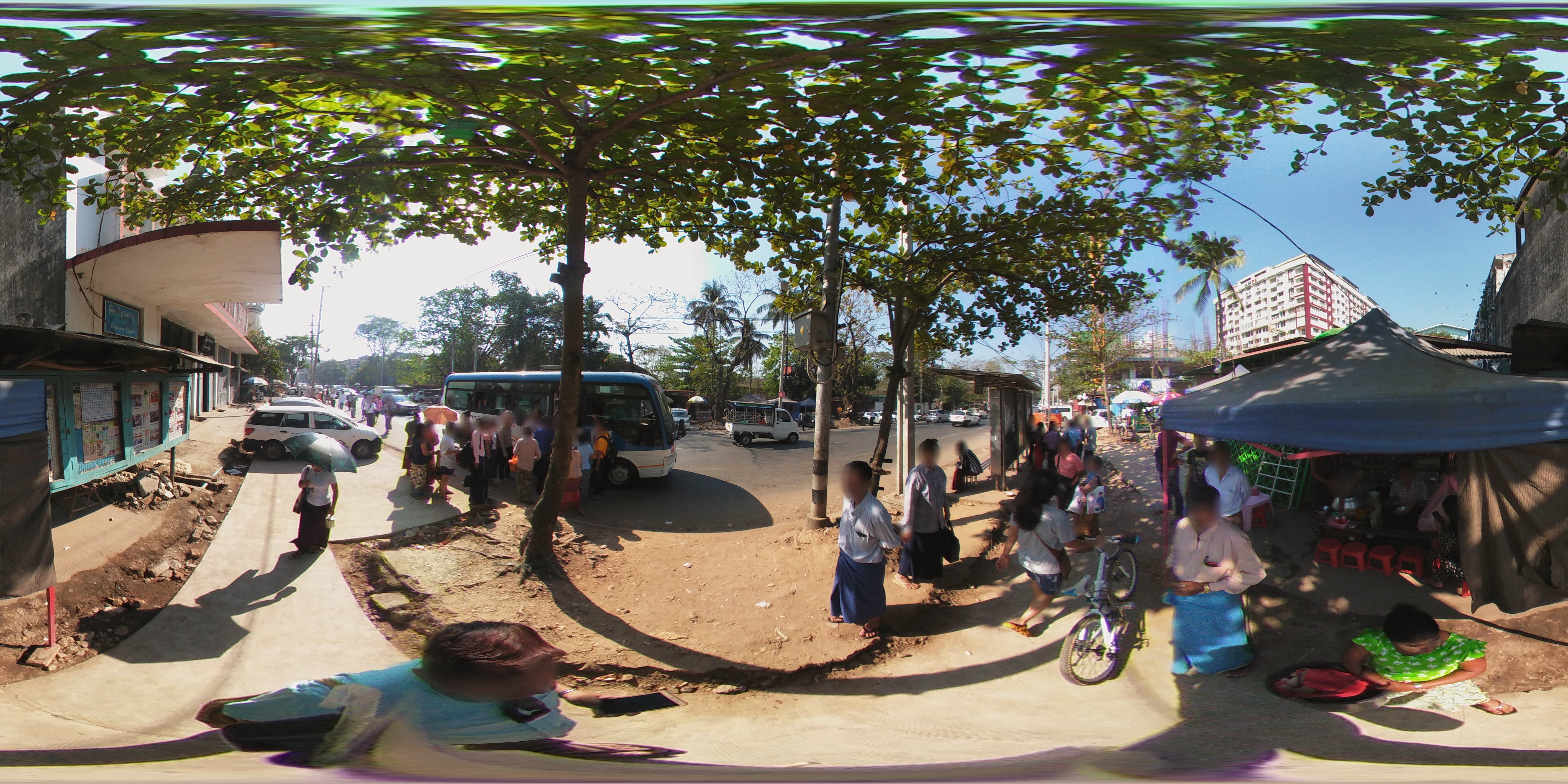 Street view of Botataung