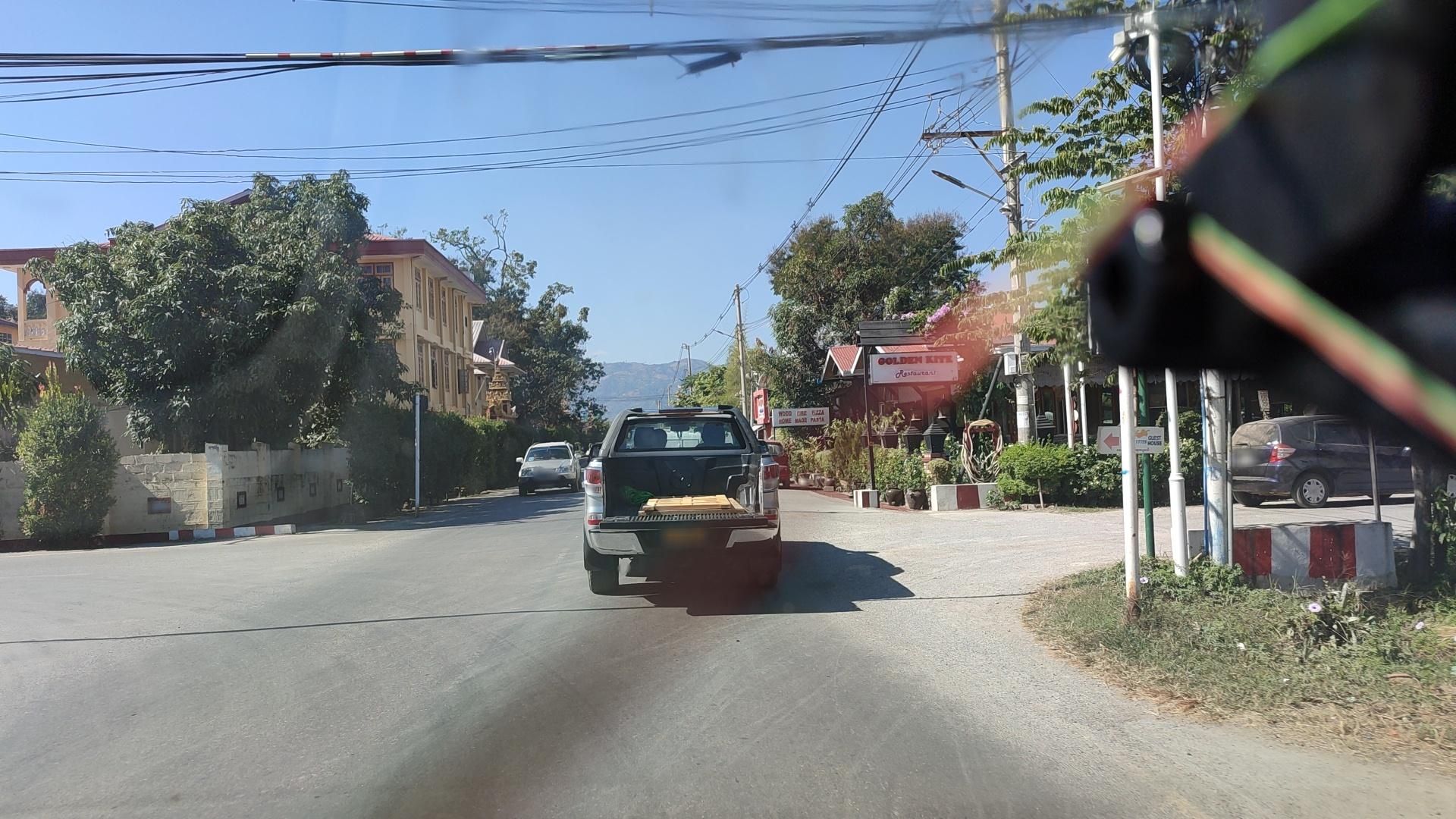 Street view of Yawnghwe