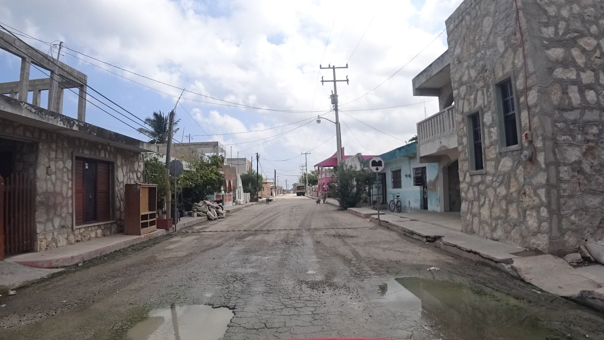 Street view of Río Lagartos