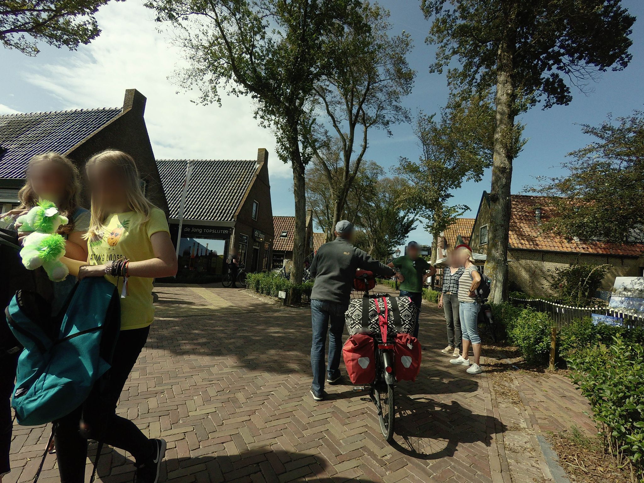 Street view of Nes