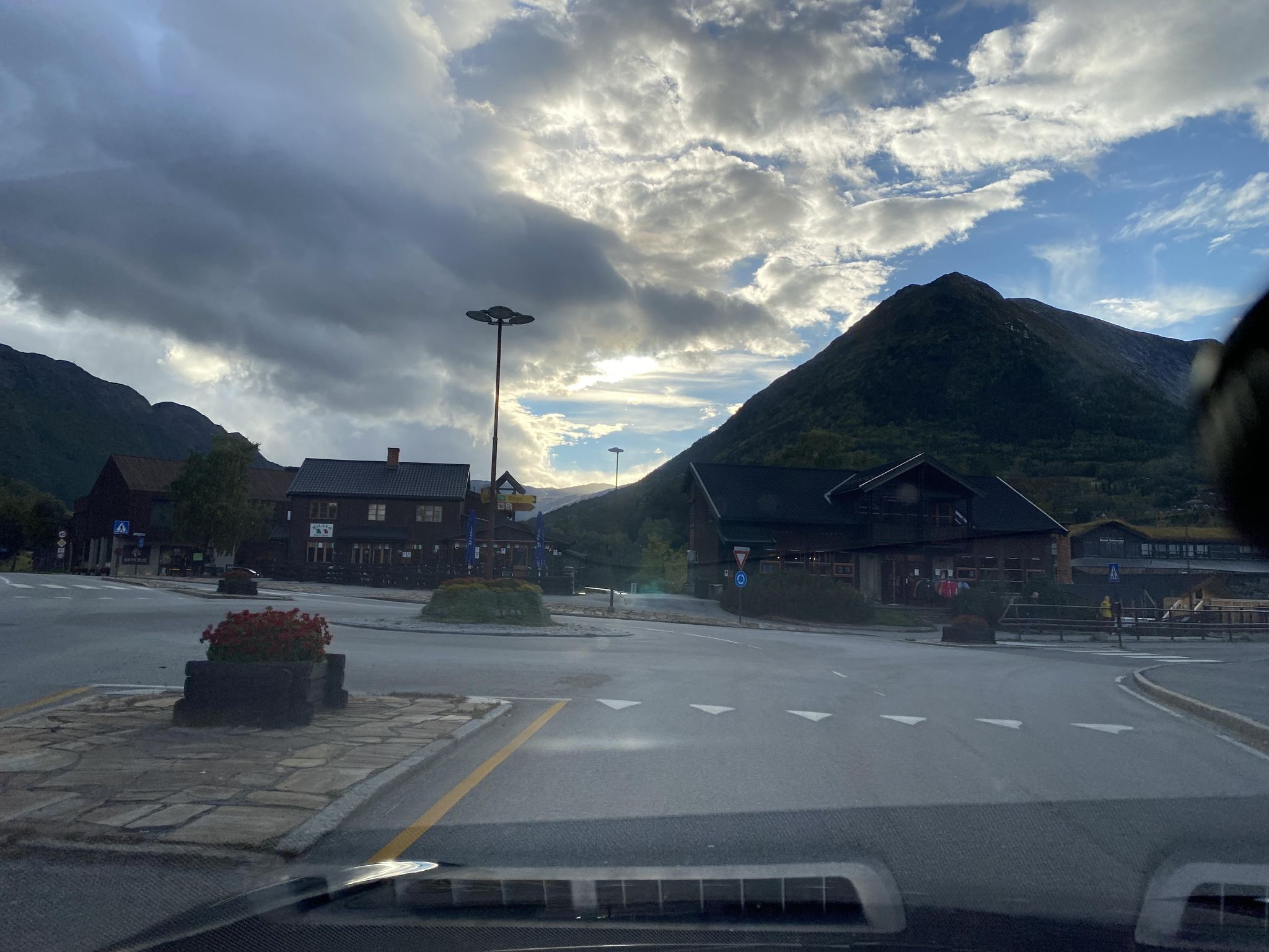 Street view of Fossbergom