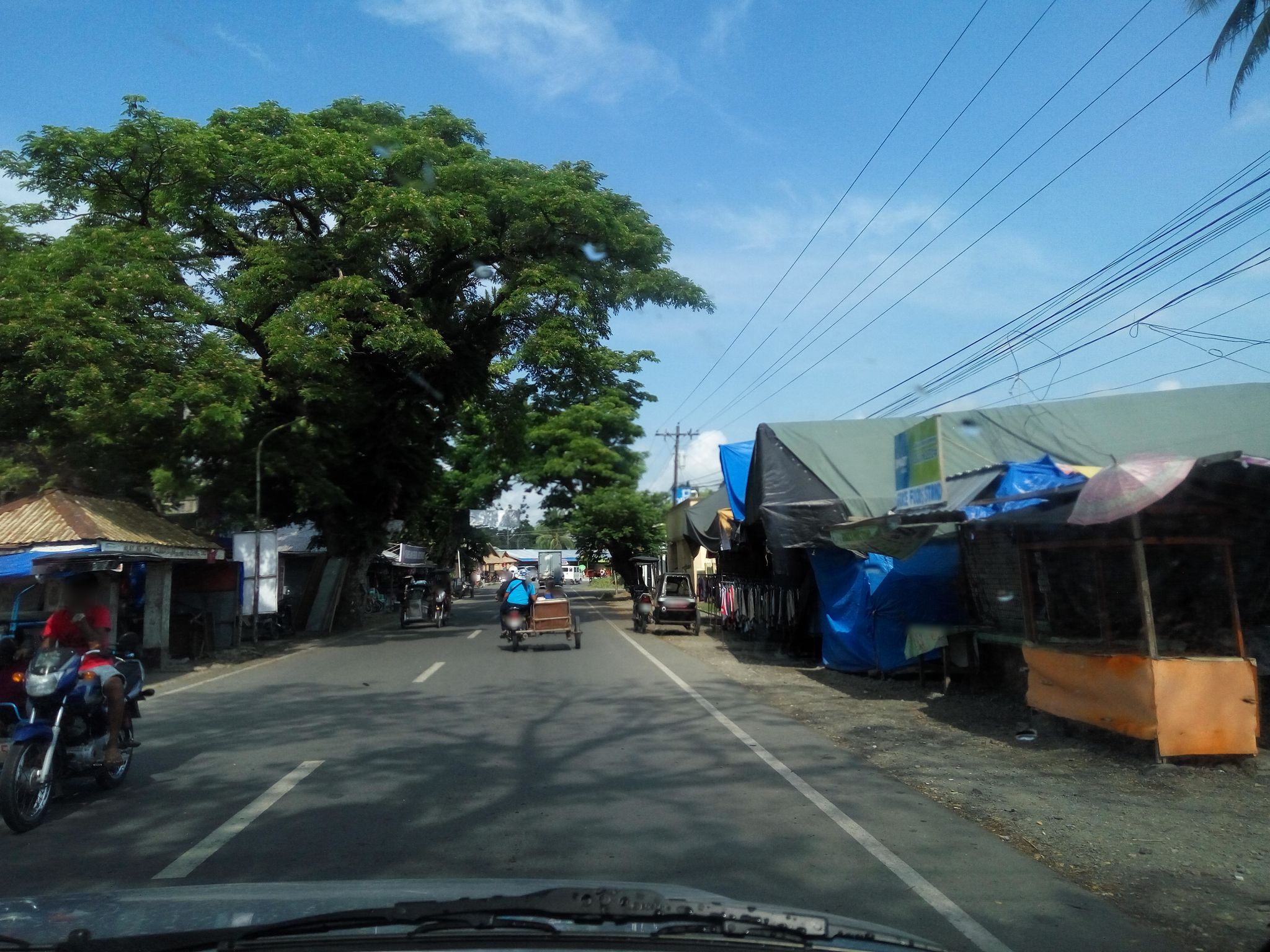 Street view of Suklayin