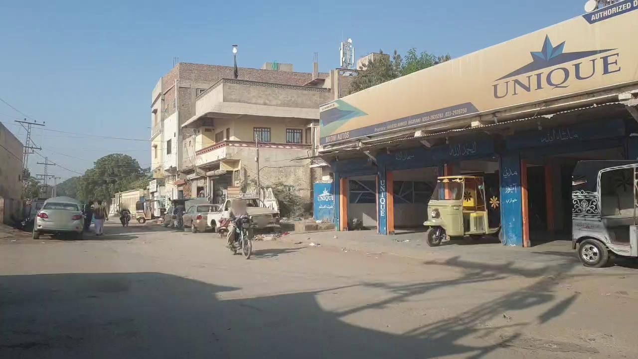 Street view of Kotri
