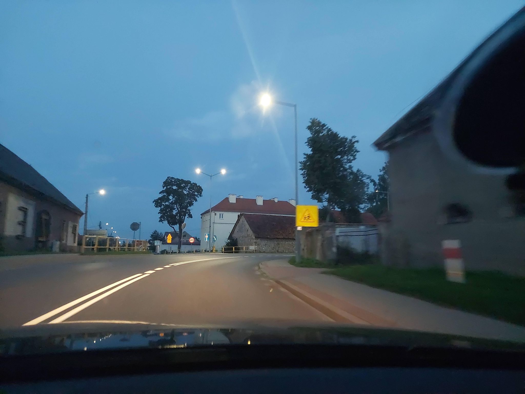 Street view of Pozezdrze