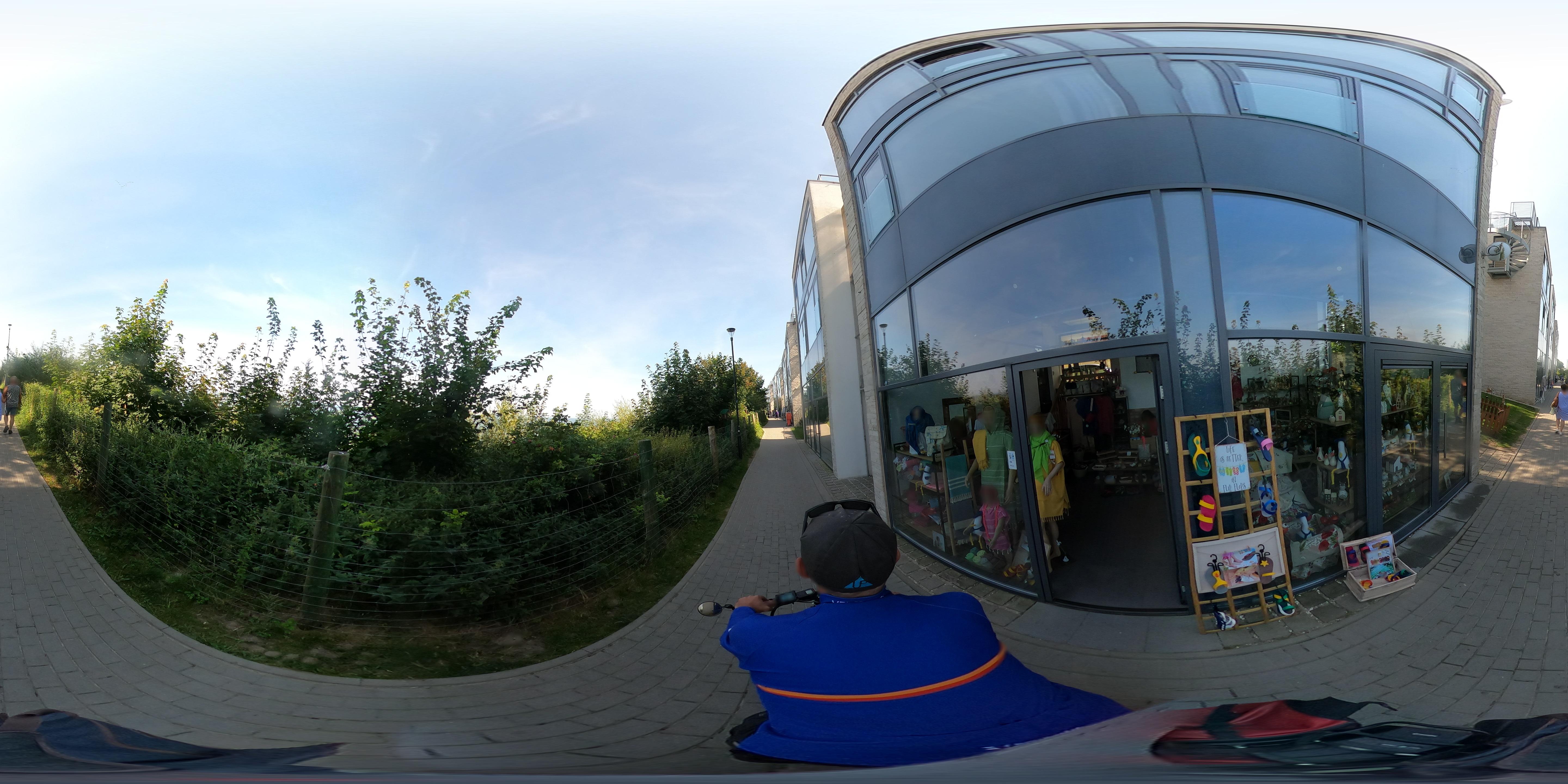 Street view of Ustronie Morskie