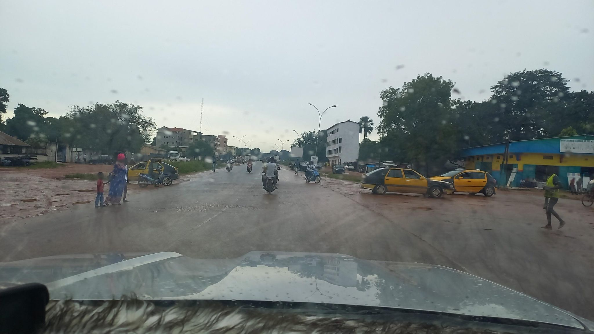 Street view of Ziguinchor