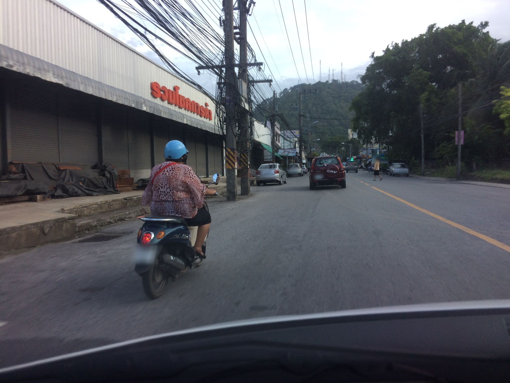 Street view of Ban Talat Yai