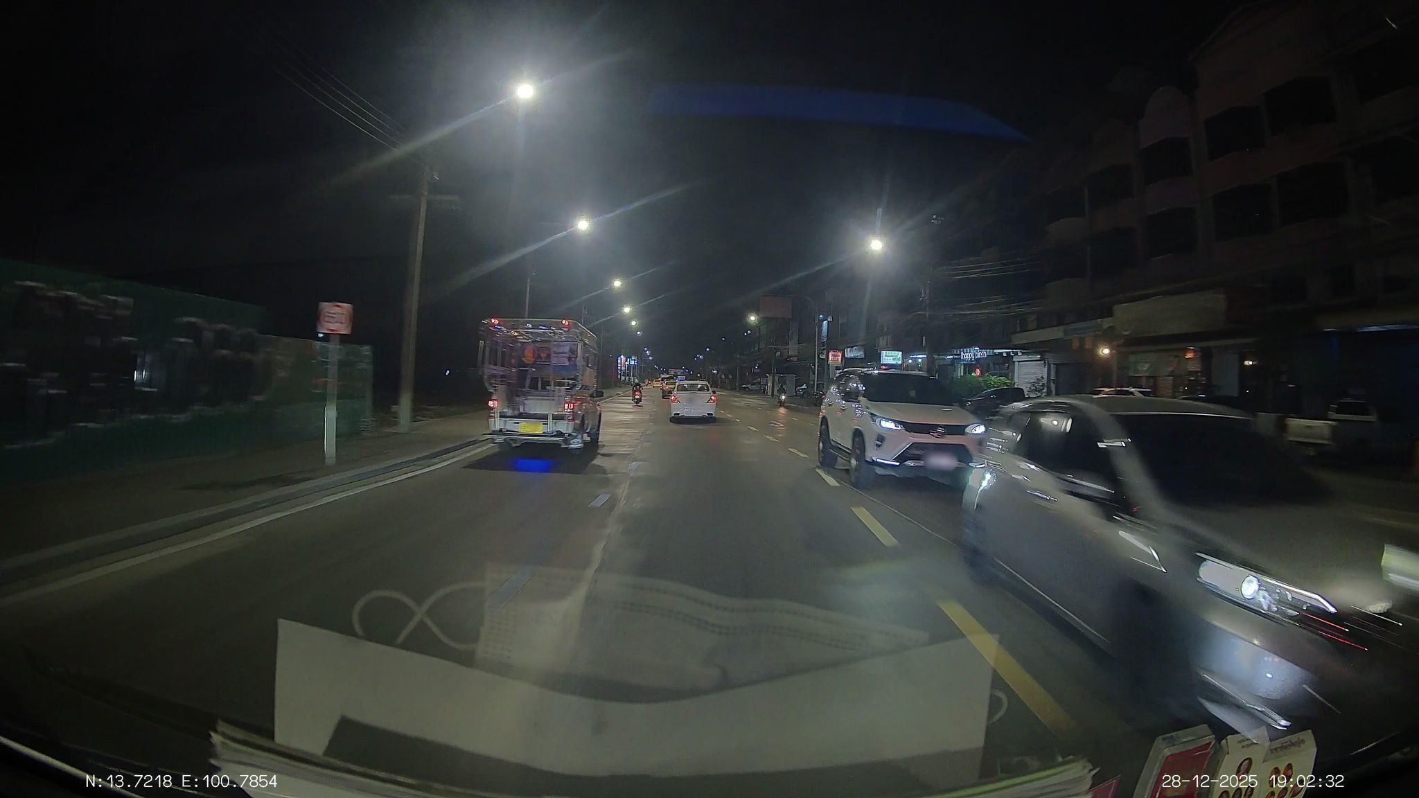 Street view of Lat Krabang