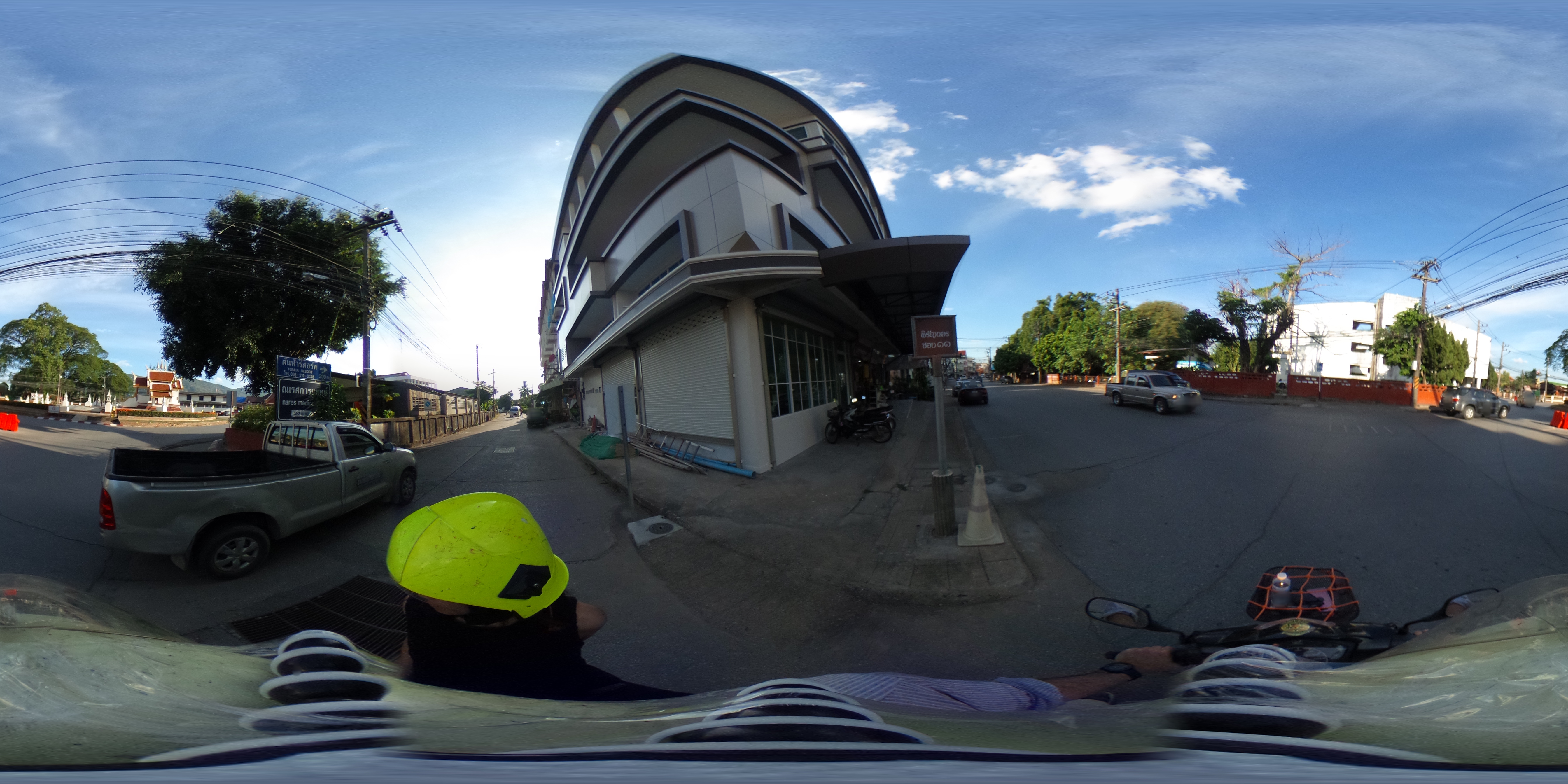 Street view of Mae Chan