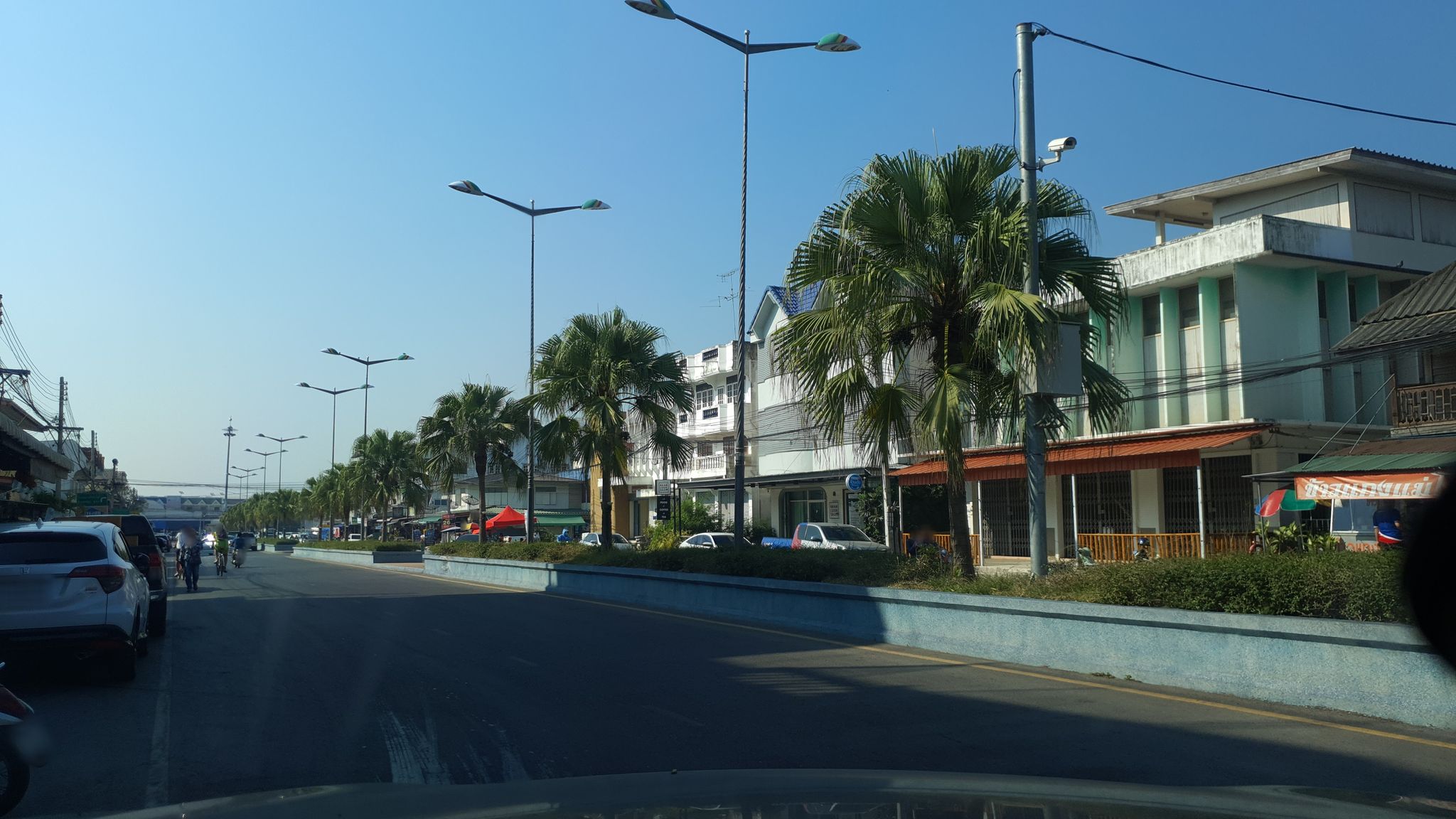 Street view of Cha-am