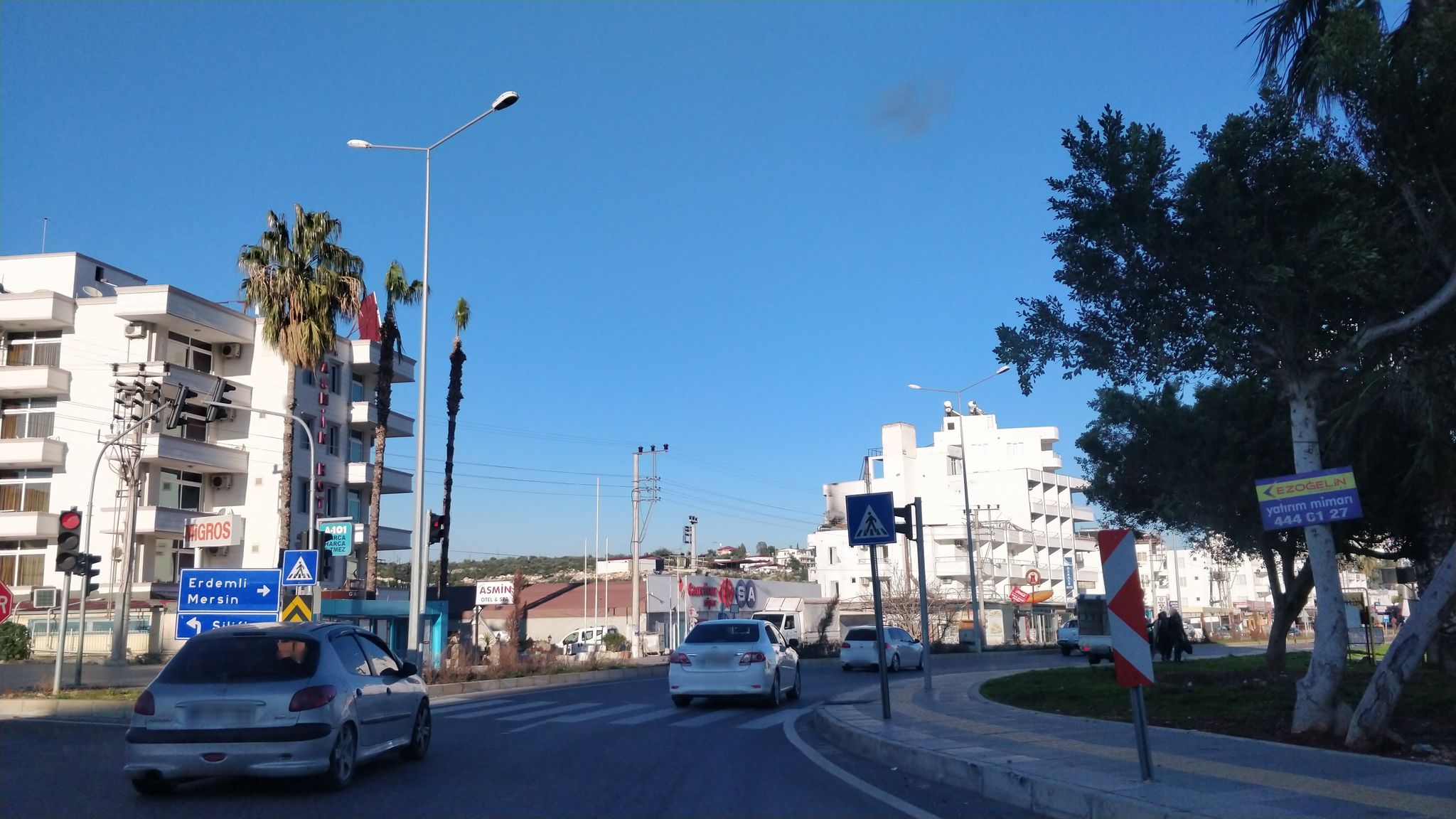 Street view of Kızkalesi