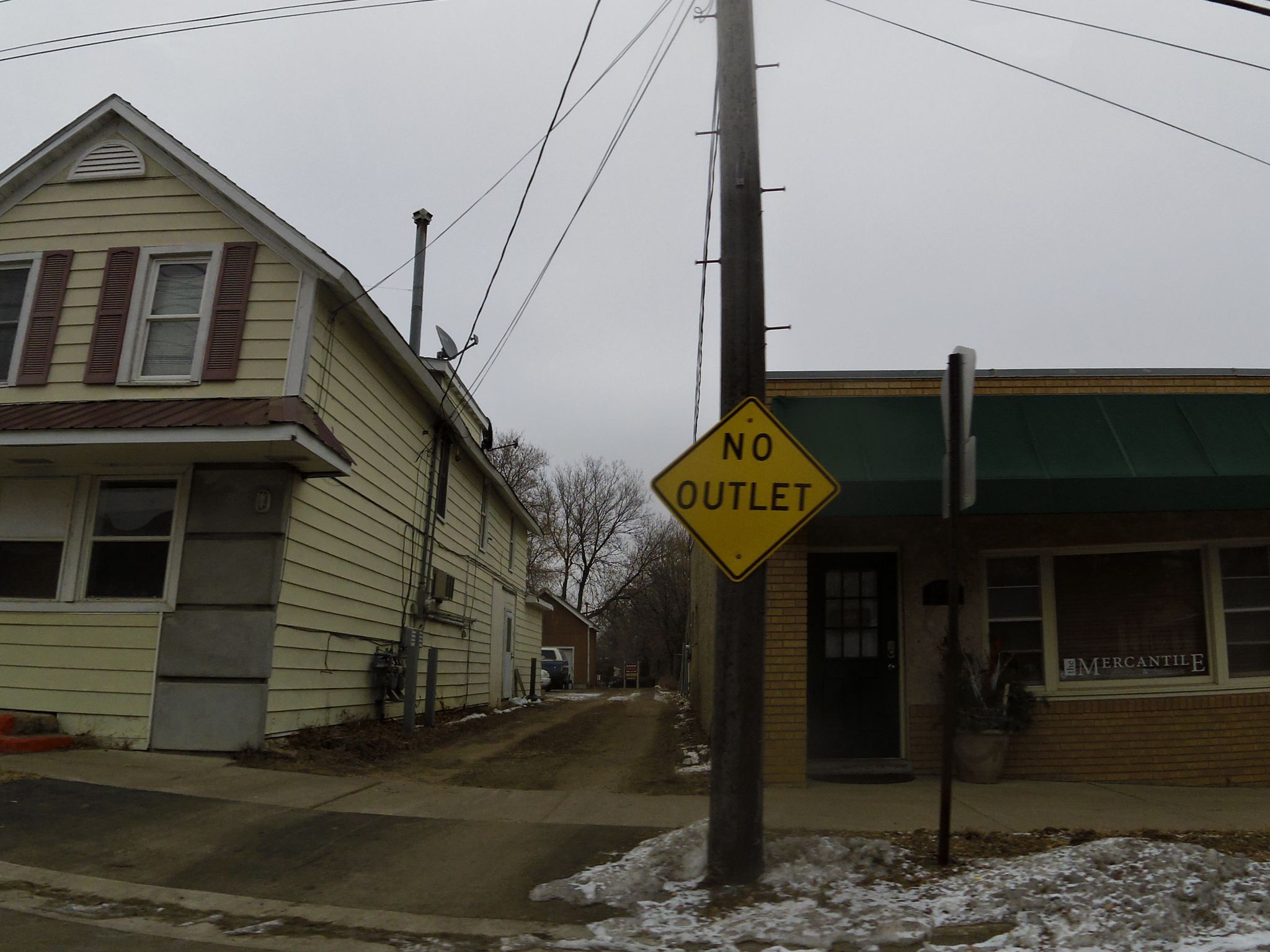 Street view of Maple Plain