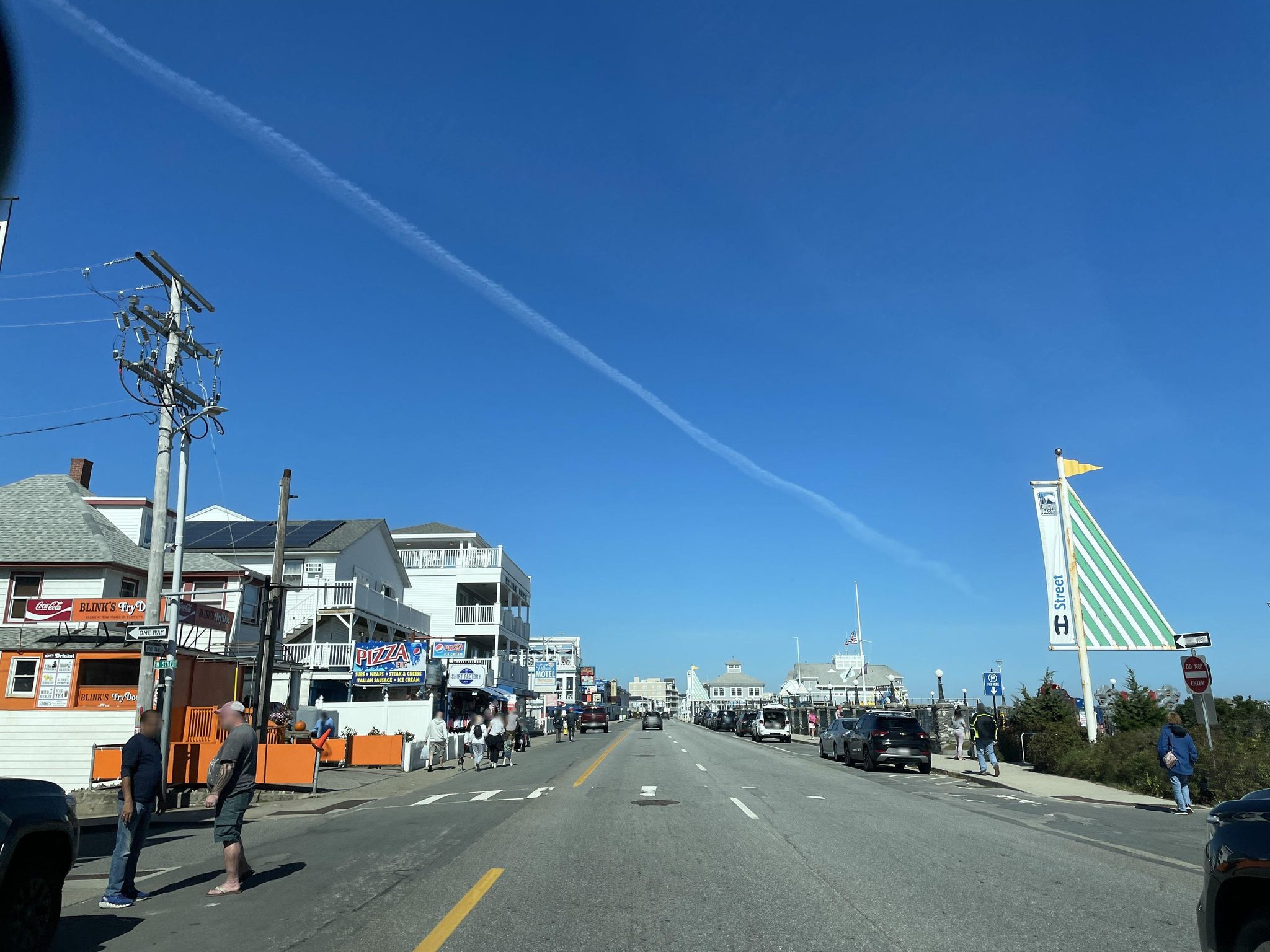 Street view of Hampton Beach
