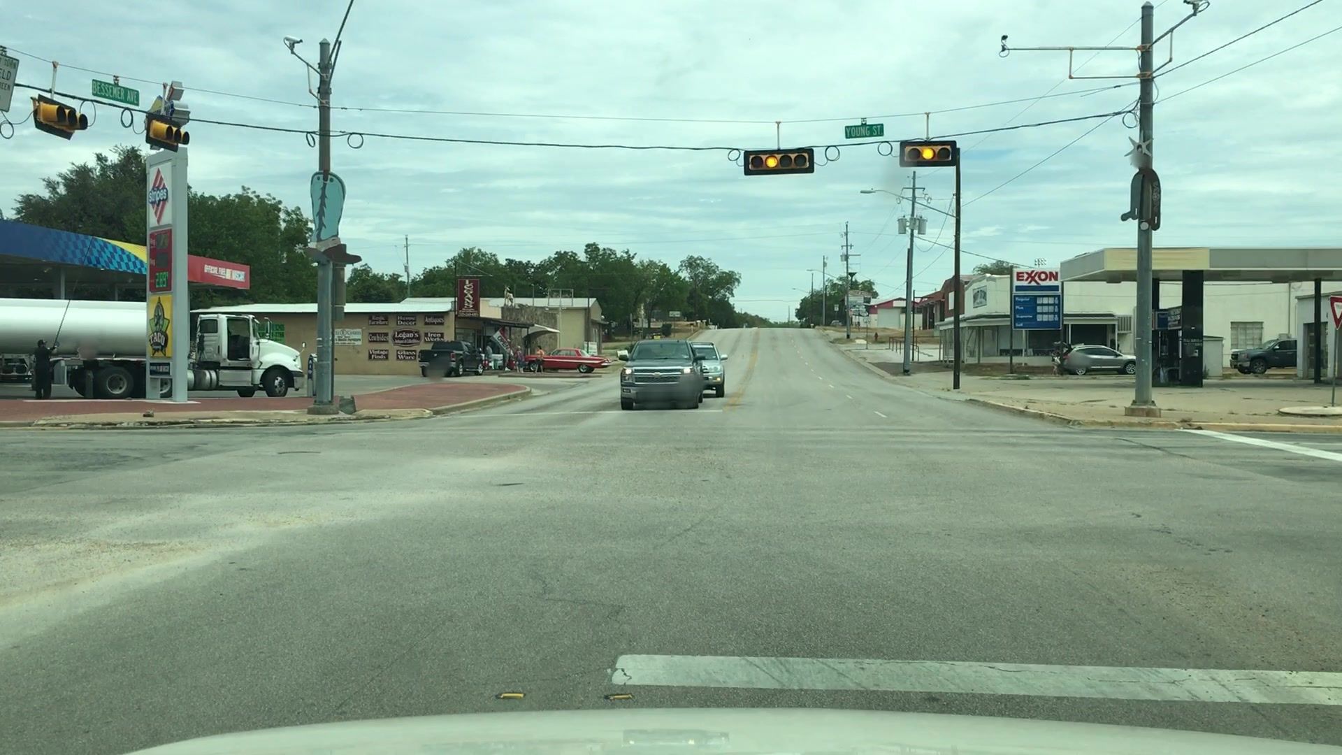 Street view of Llano