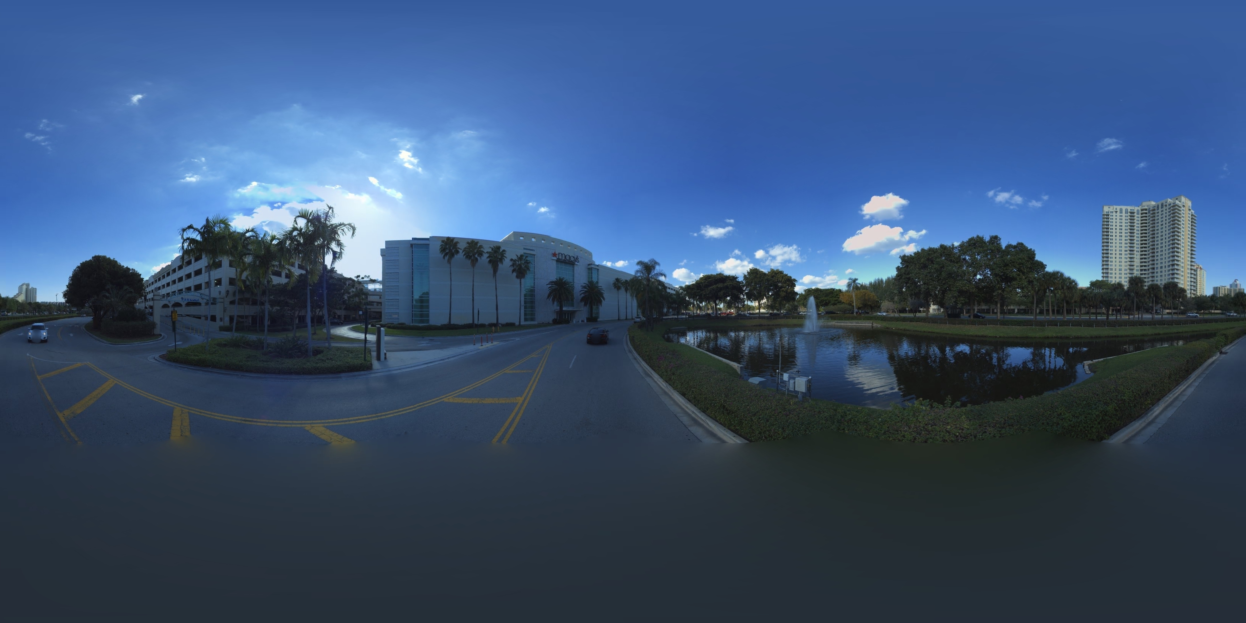 Street view of Aventura