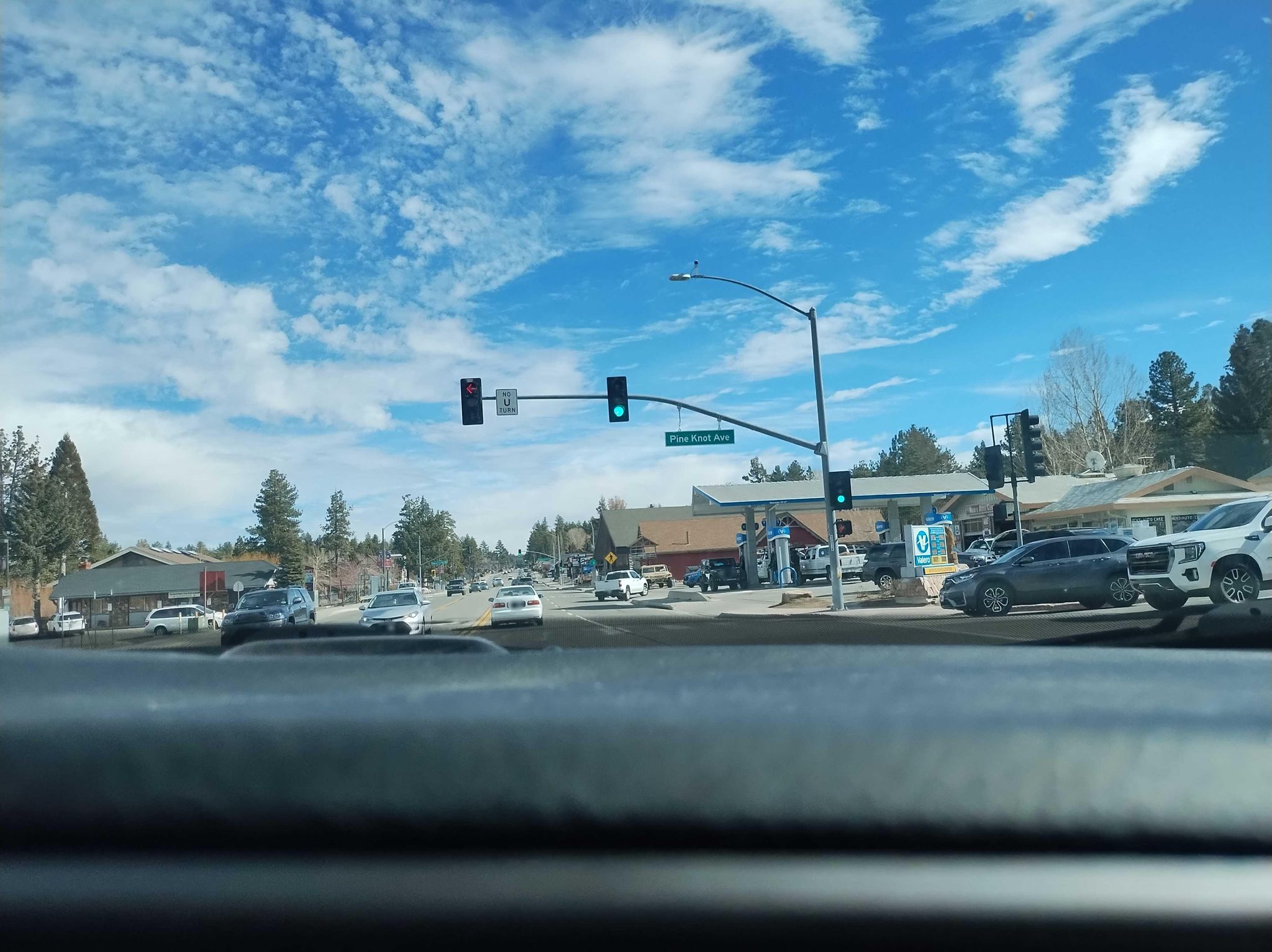 Street view of Big Bear Lake