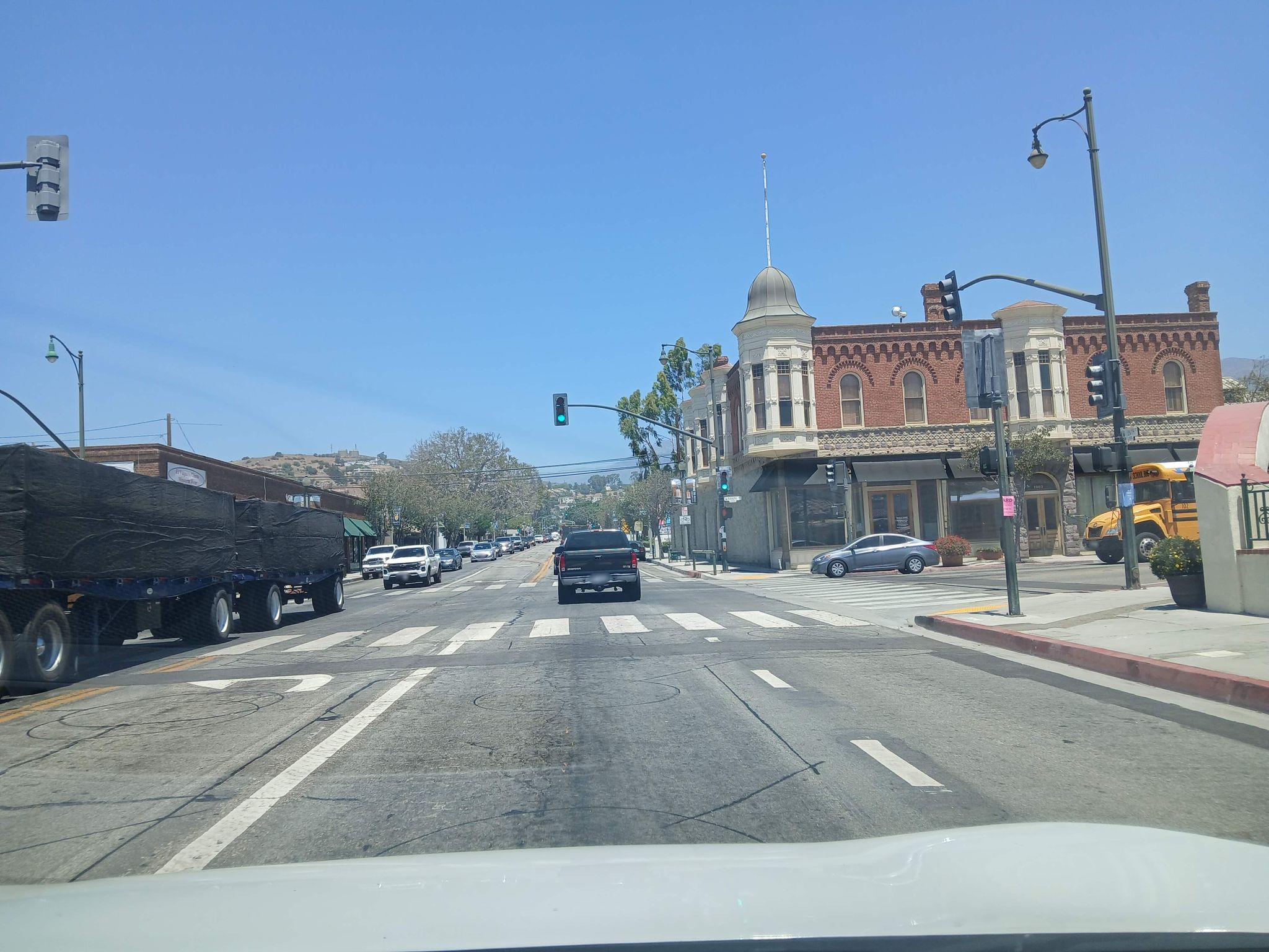 Street view of Santa Paula