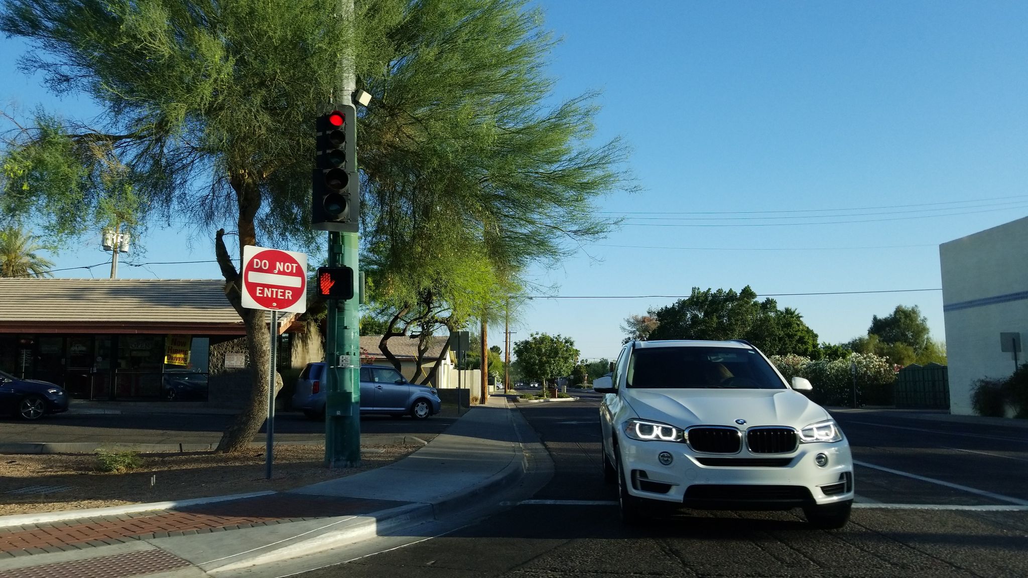 Street view of Encanto