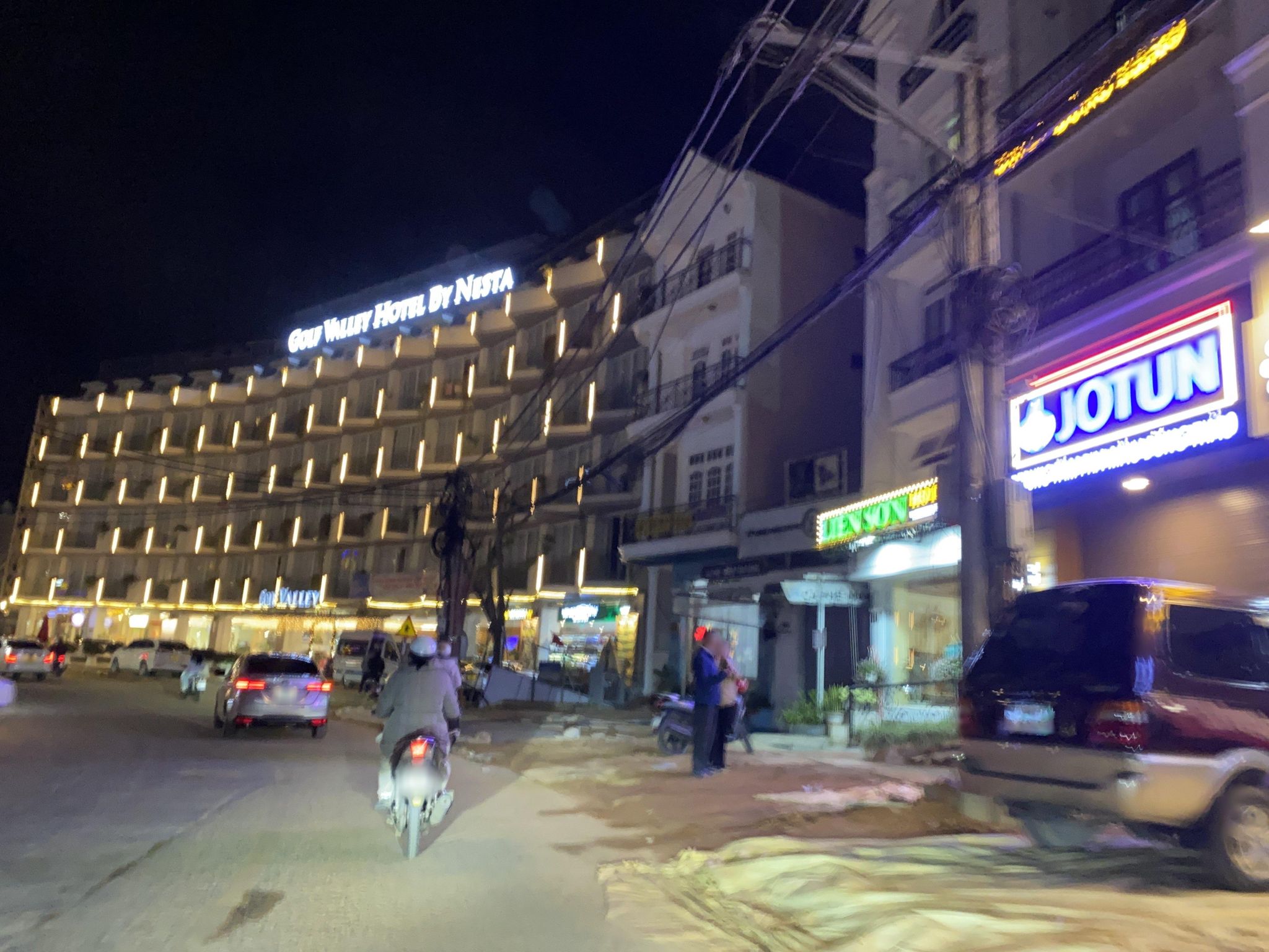 Street view of Ðà Lạt