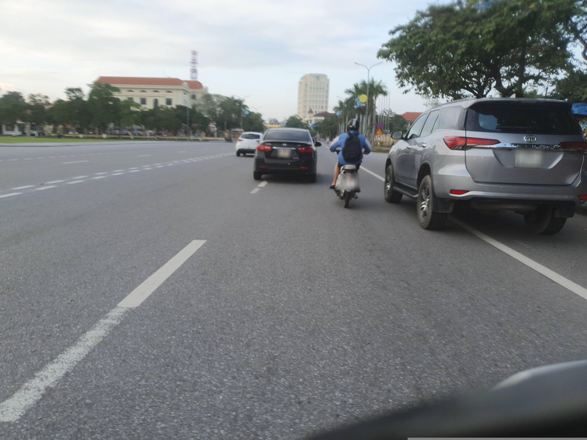 Street view of Đồng Hới