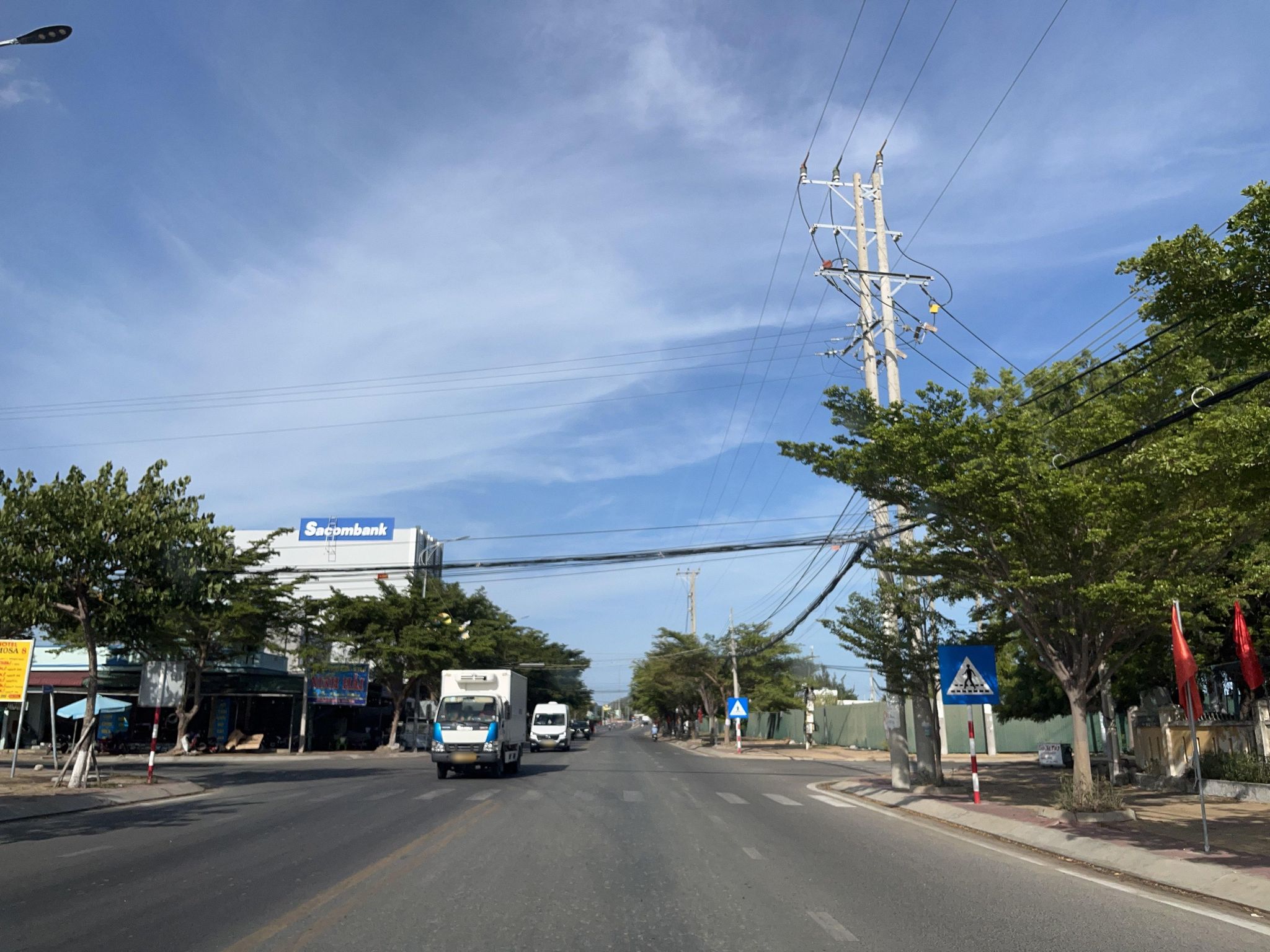 Street view of Khánh Hải