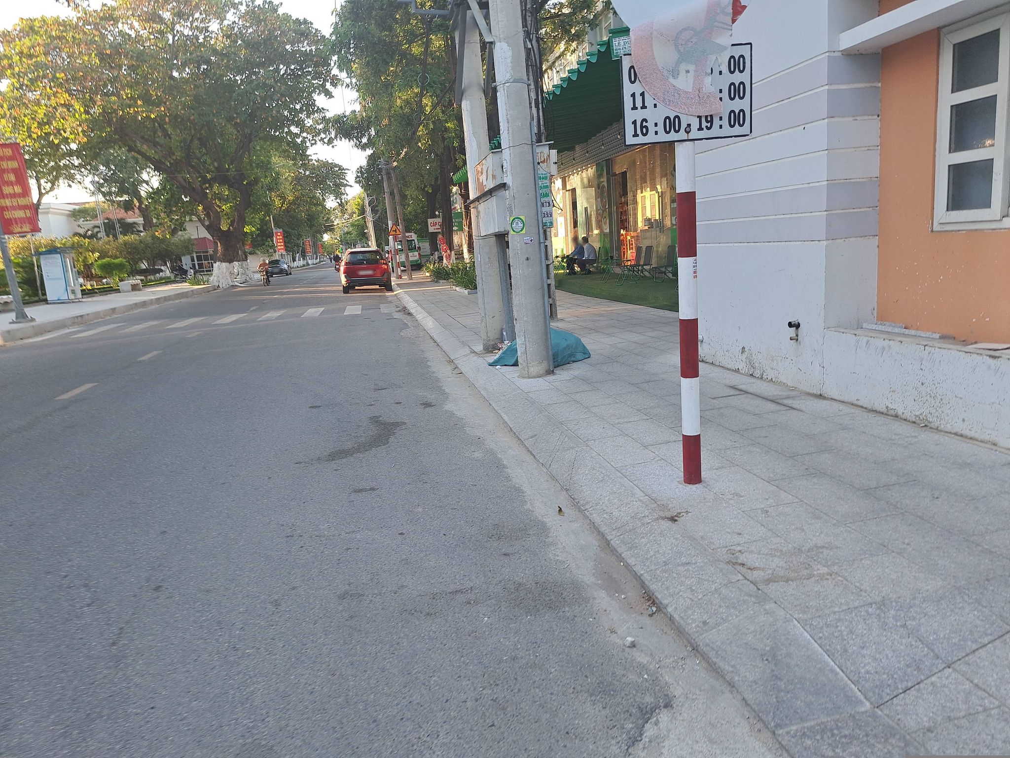 Street view of Phan Rang-Tháp Chàm