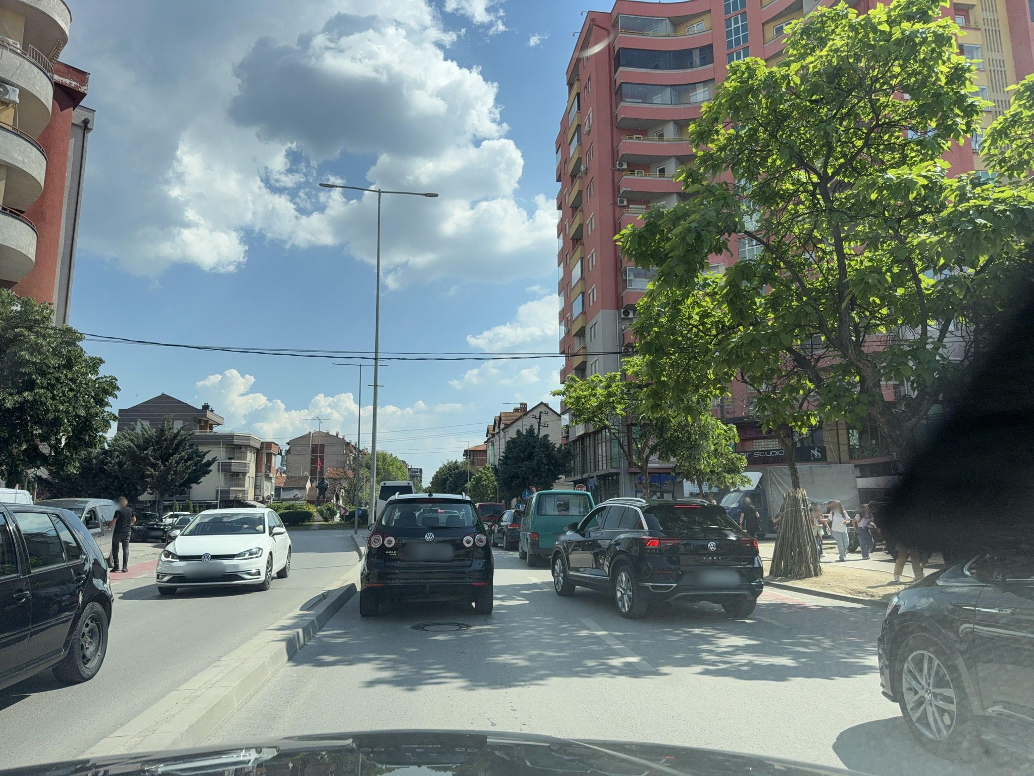Street view of Mitrovicë
