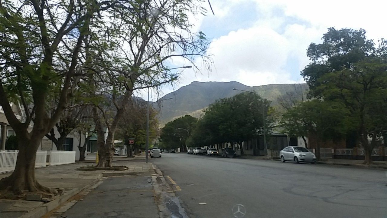 Street view of Graaff Reinet