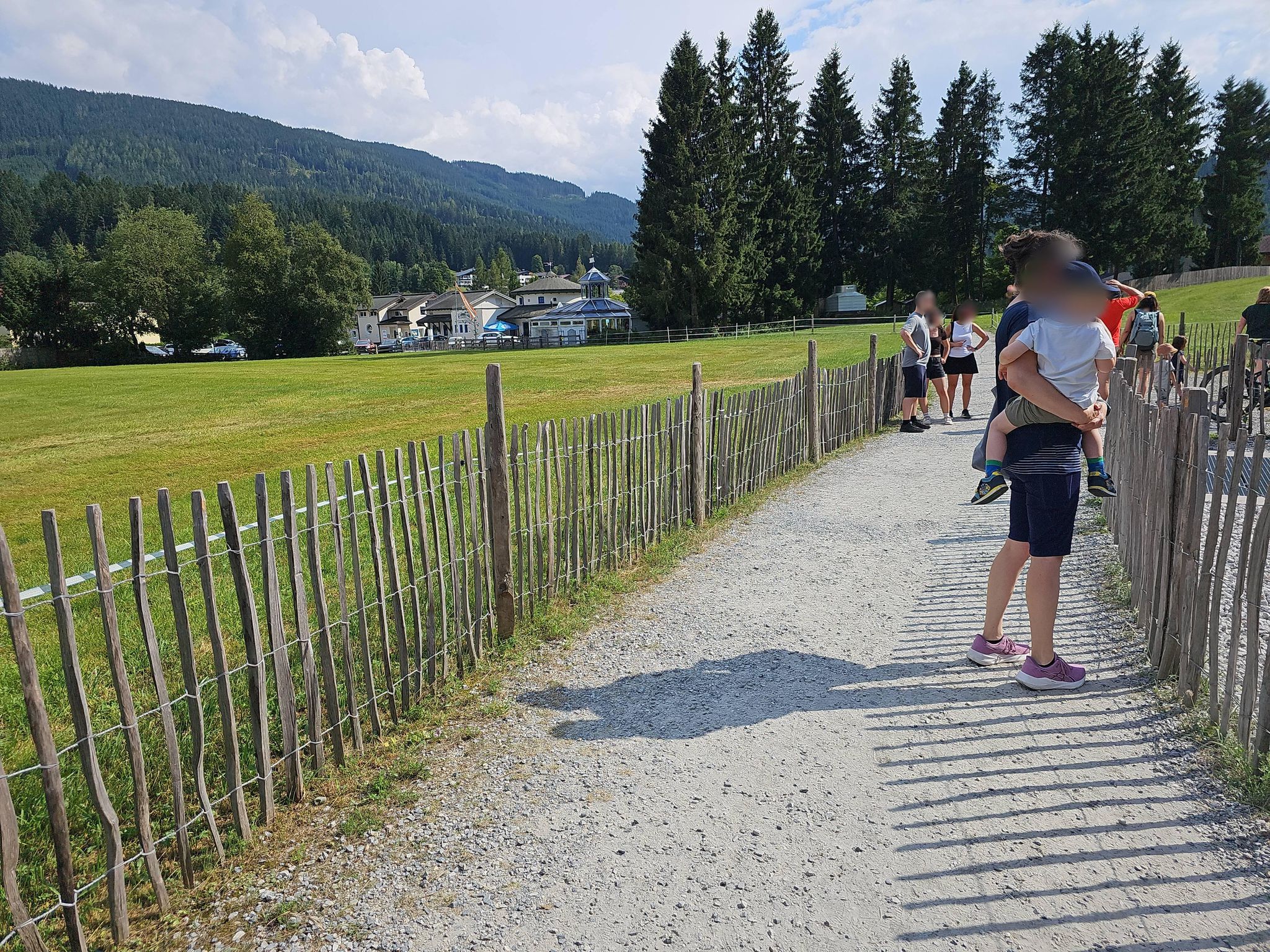 Street view of St. Martin of Tennengebirge