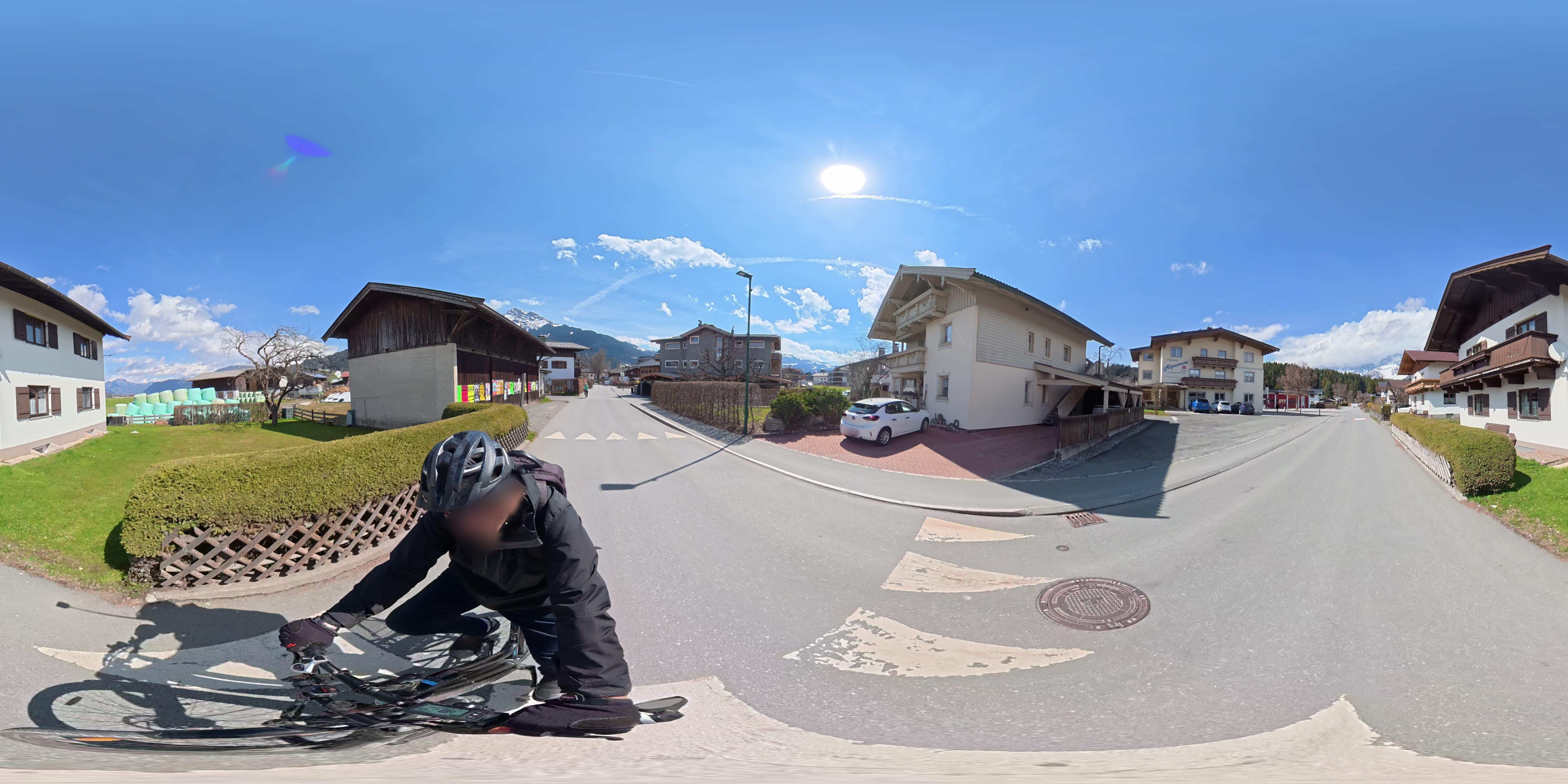 Street view of Oberndorf in Tirol