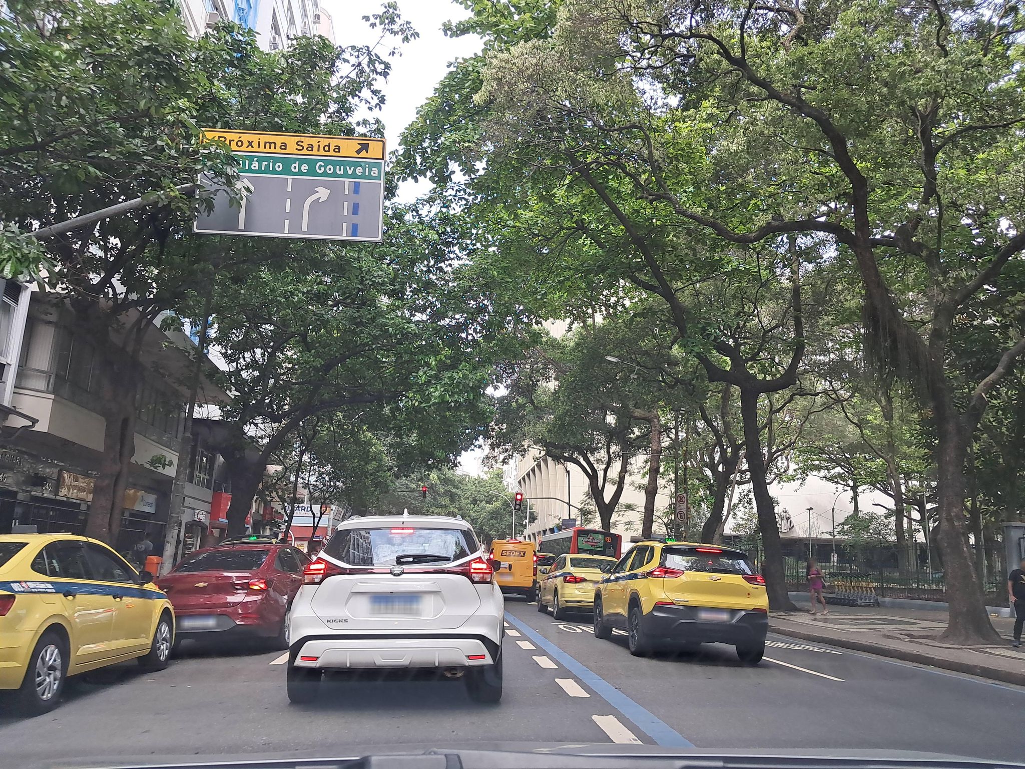 Street view of Copacabana