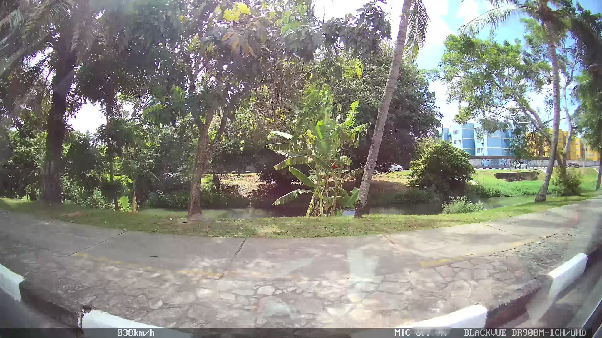 Street view of Lauro de Freitas
