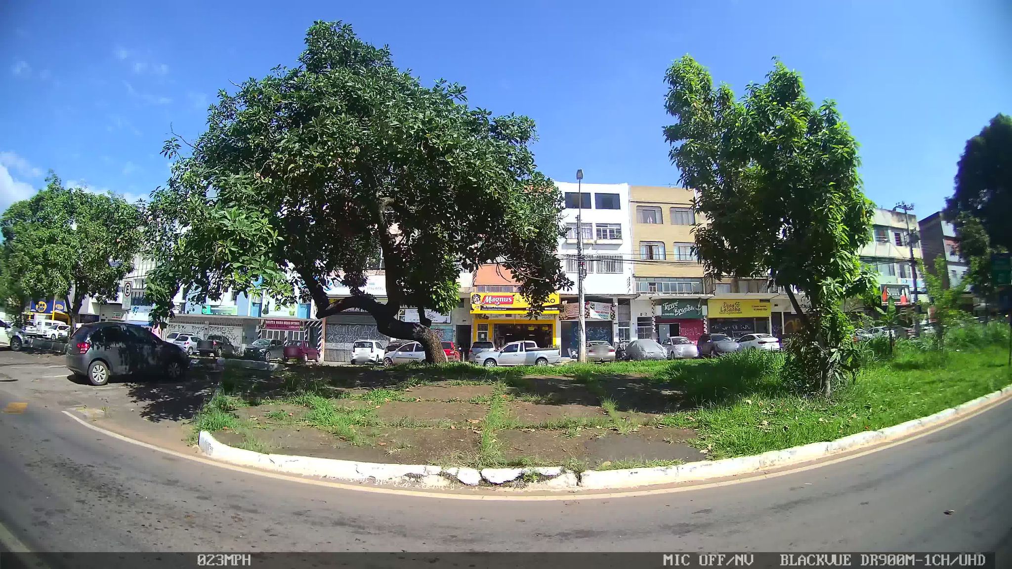 Street view of Núcleo Bandeirante