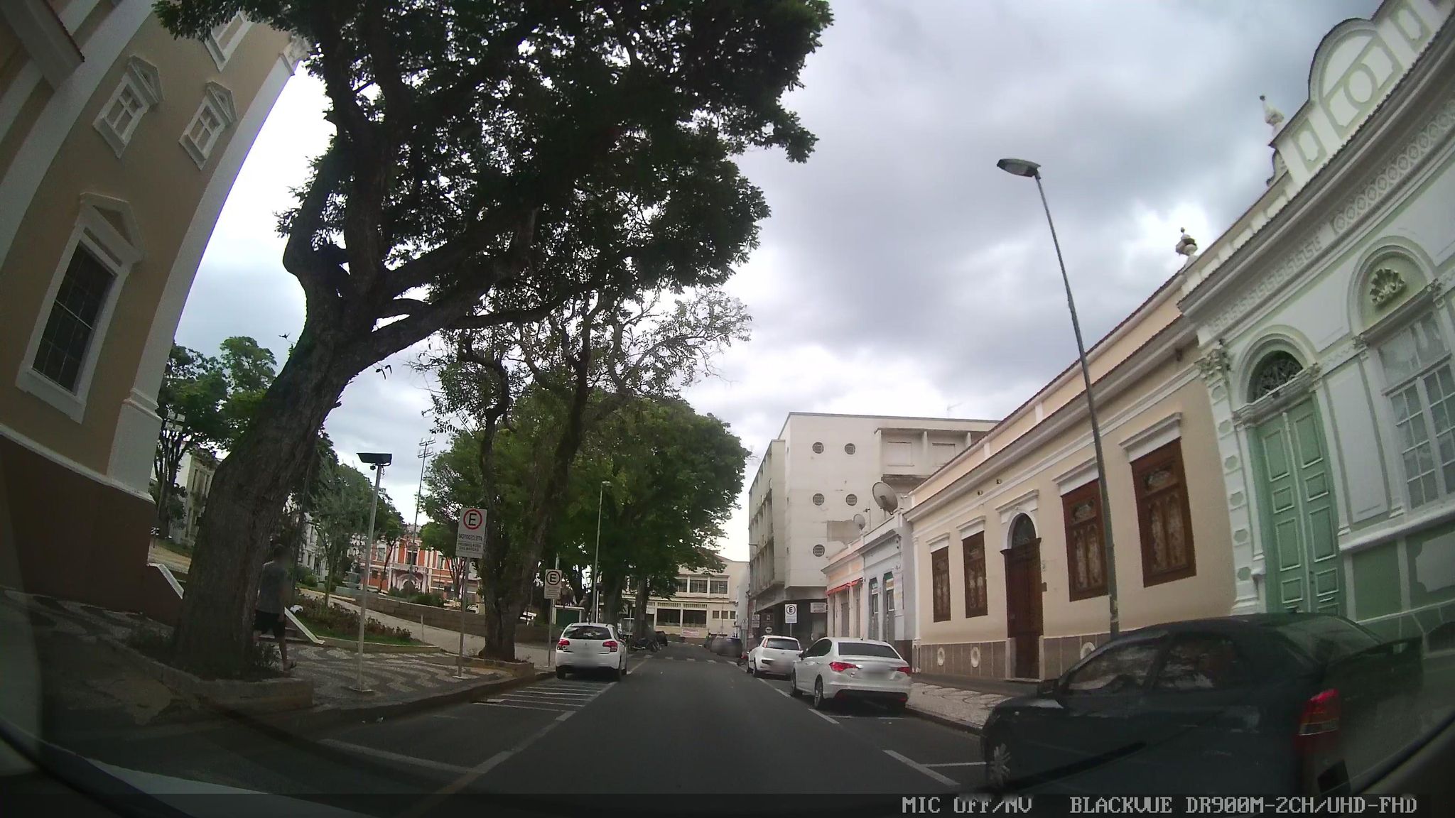 Street view of Amparo