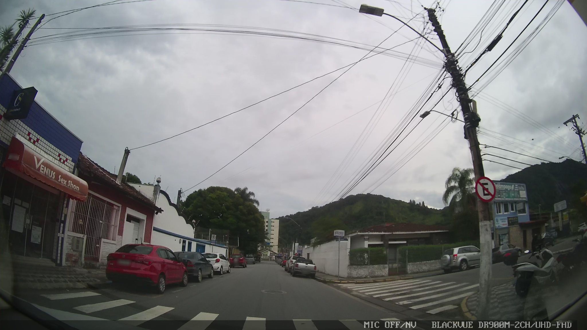 Street view of Caraguatatuba