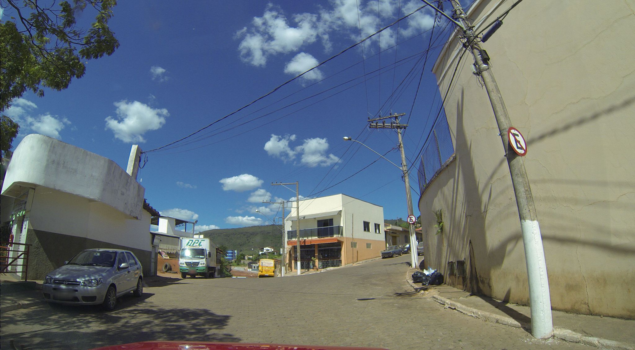 Street view of Conceição do Mato Dentro