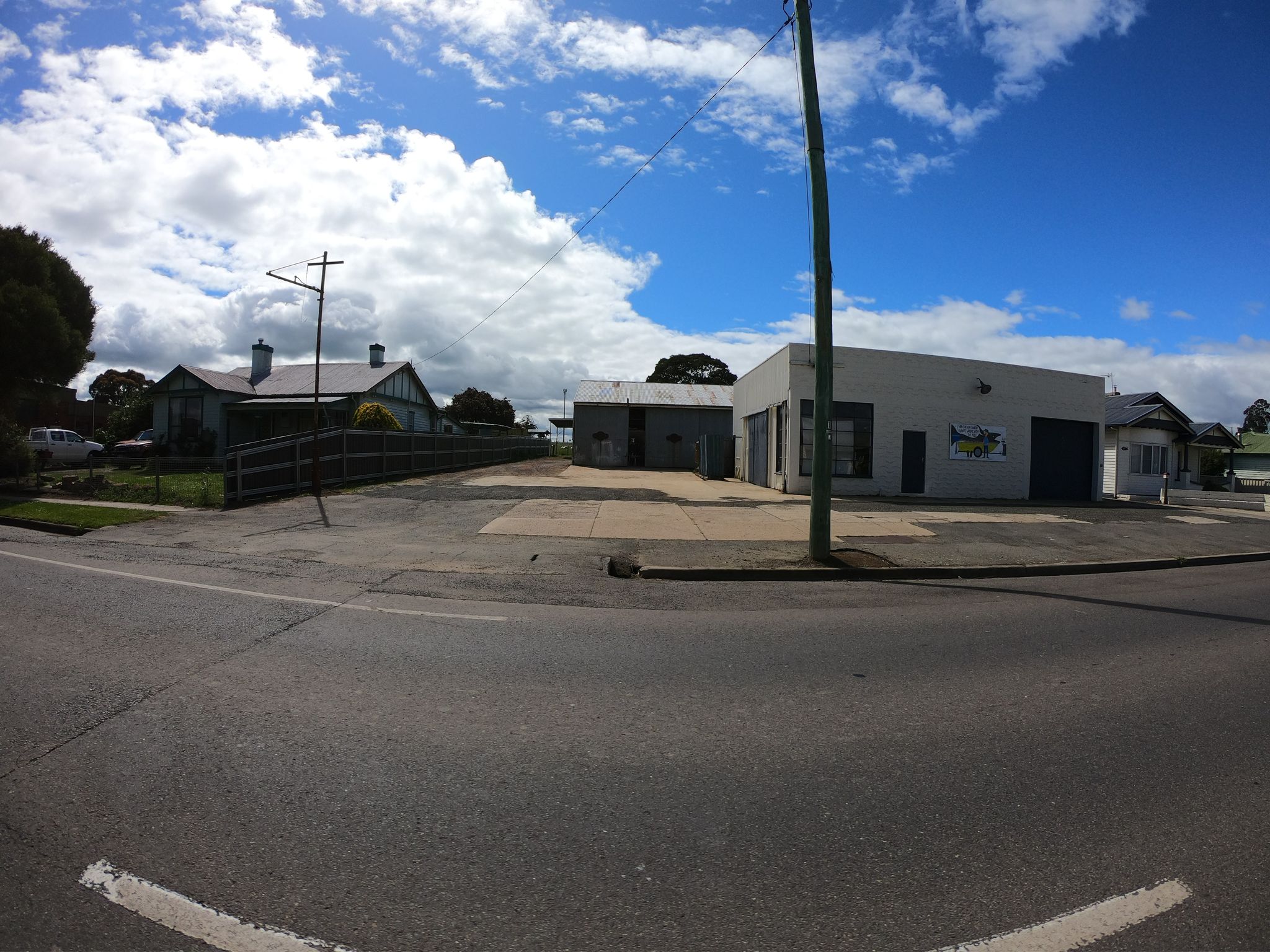 Street view of Cressy