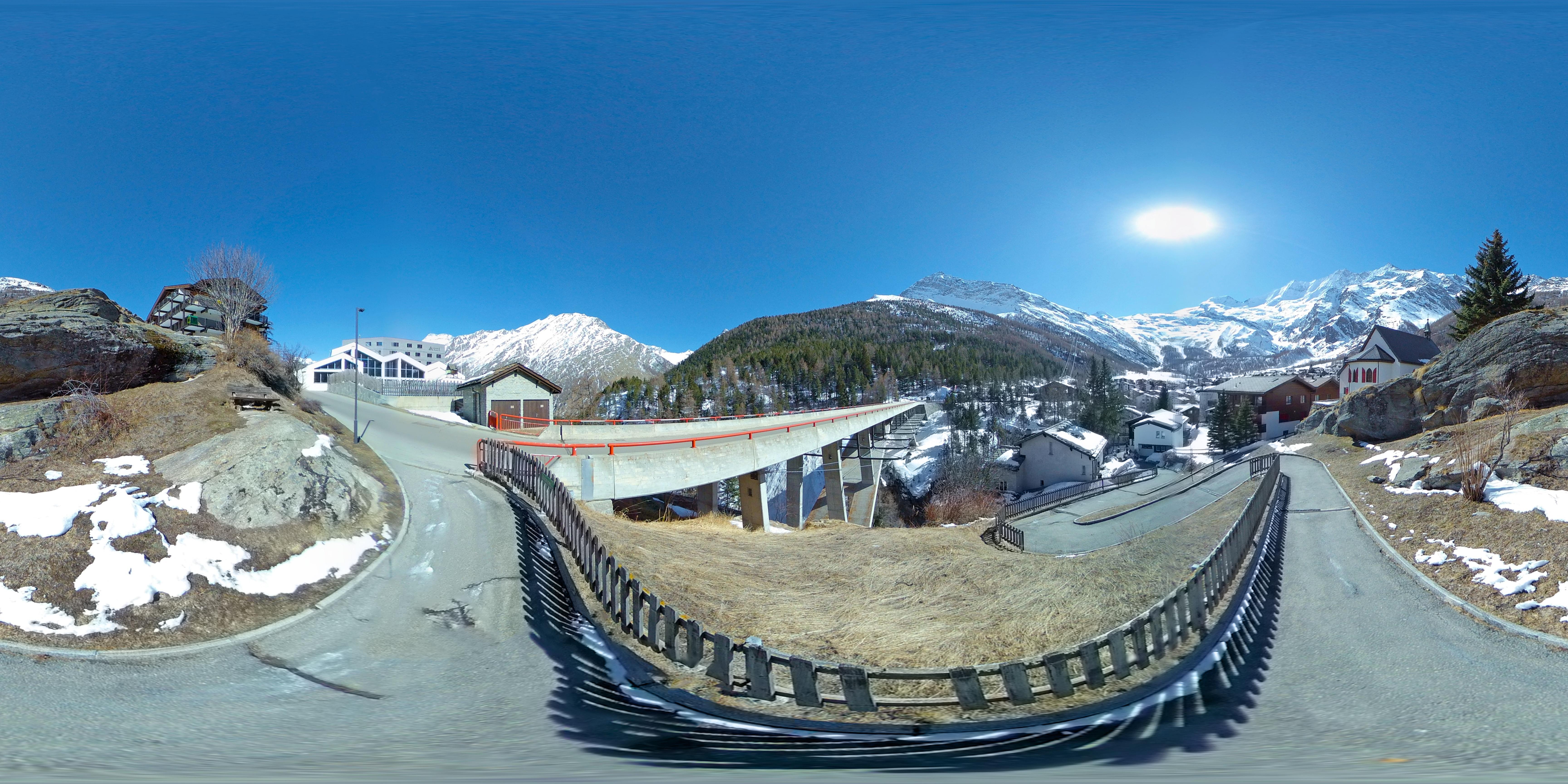 Street view of Saas-Fee