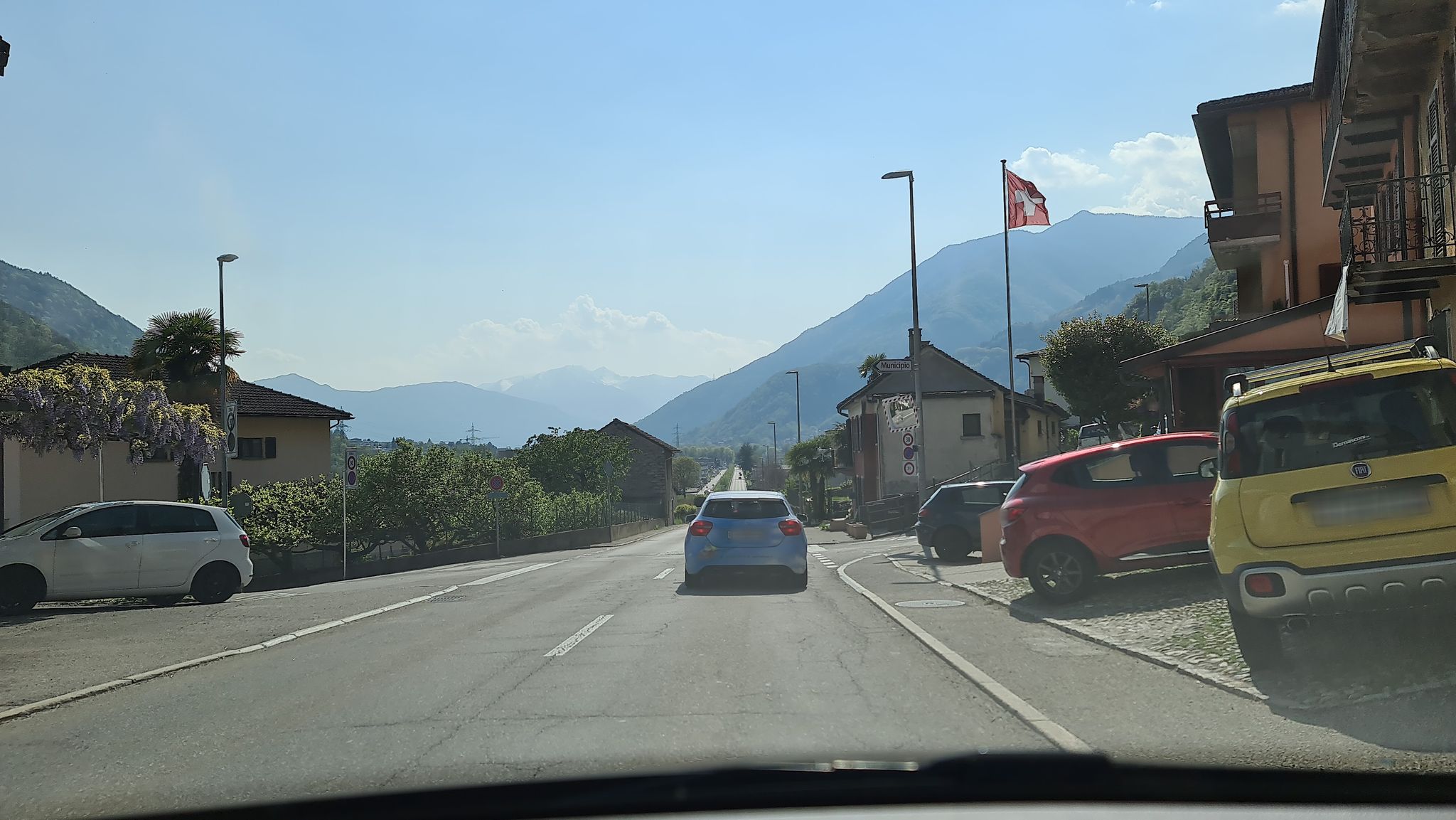 Street view of Lumino