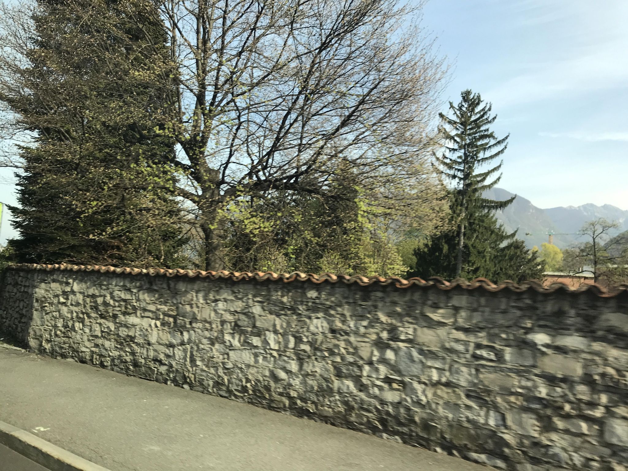 Street view of Sorengo